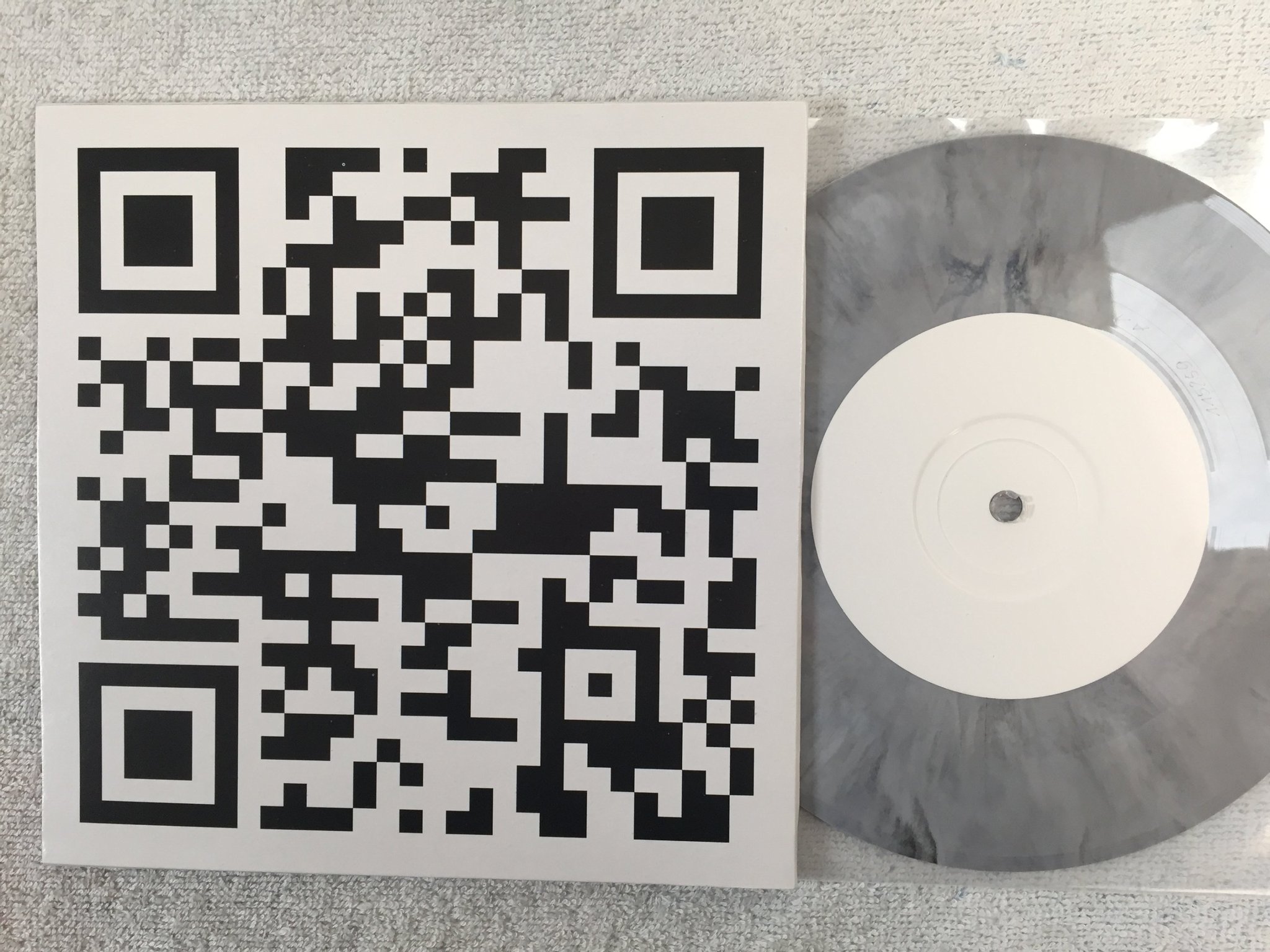 Omslagsbild för skivan BOB HUND Billiga Lösningar Till Varje Pris 7"single 2013 MARSE 016 