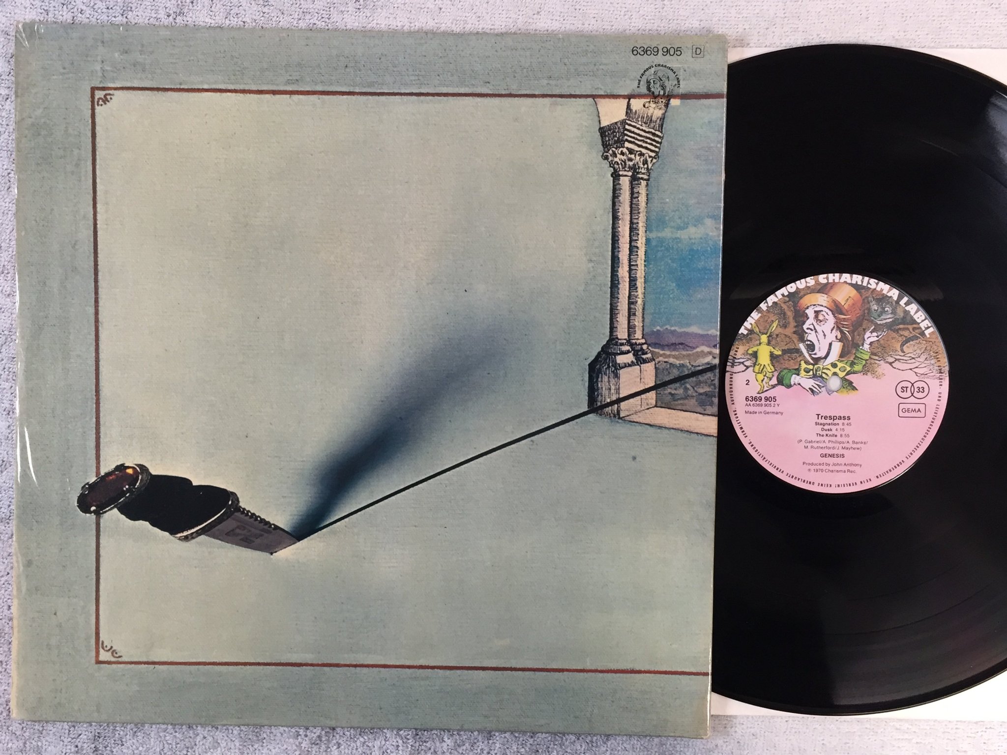 Omslagsbild för skivan GENESIS trespass LP Ger CHARISMA 6369905