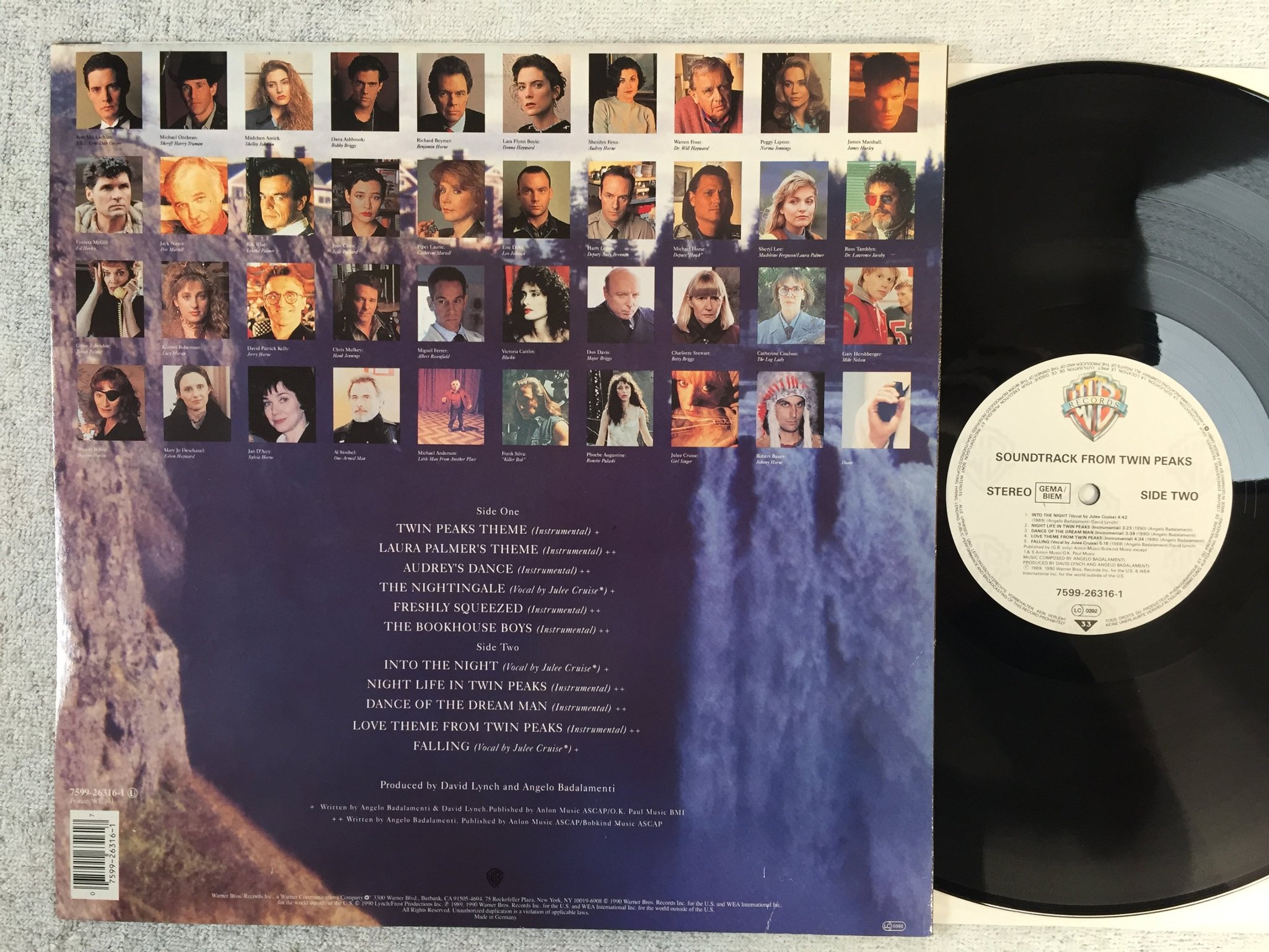Omslagsbild för skivan ANGELO BADALAMENTI twin peaks LP -90 WARNER BROS 7599 26316-1 David Lynch