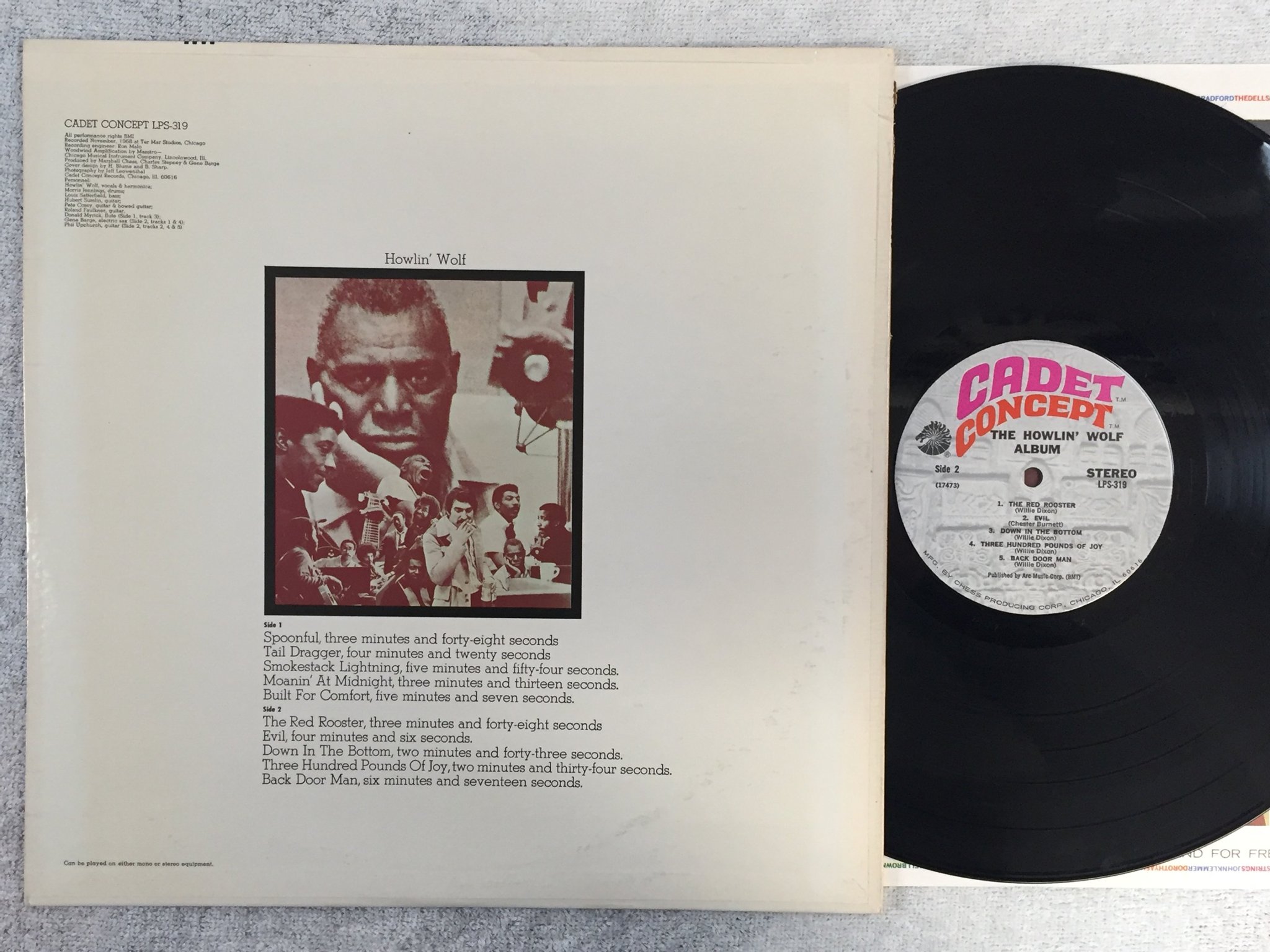 Omslagsbild för skivan The HOWLIN' WOLF Album LP -69 US CADET CONCEPT electric blues / psych CLASSIC ! 