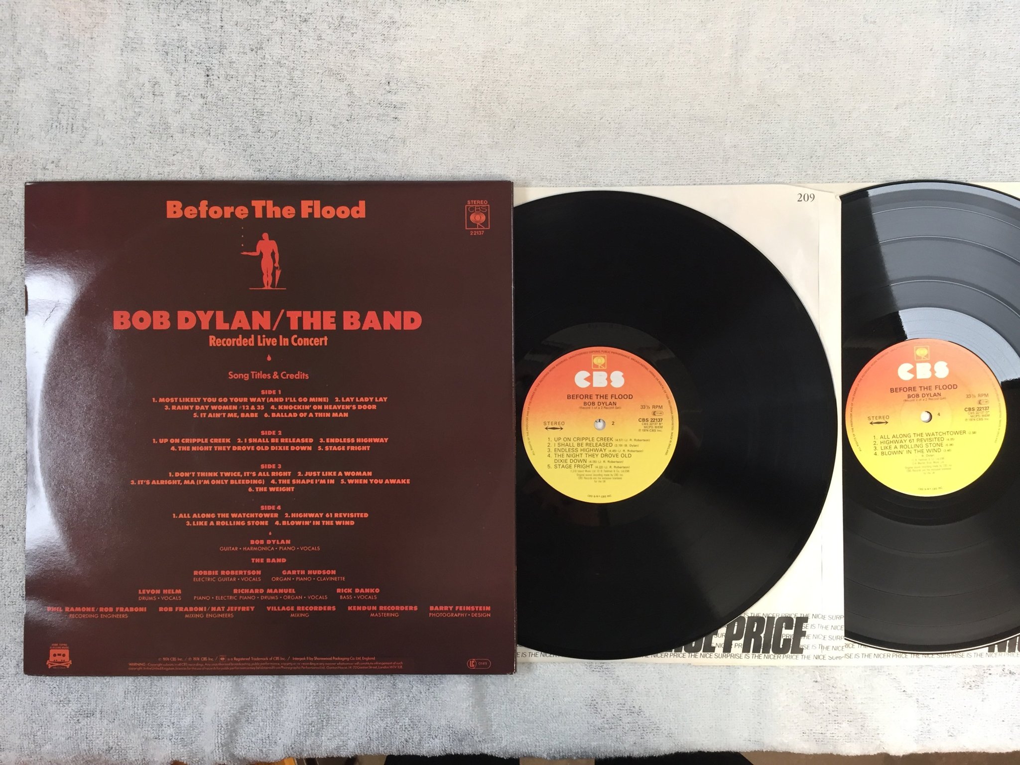 Omslagsbild för skivan BOB DYLAN before the flood 2xLP -75 UK CBS 22137 