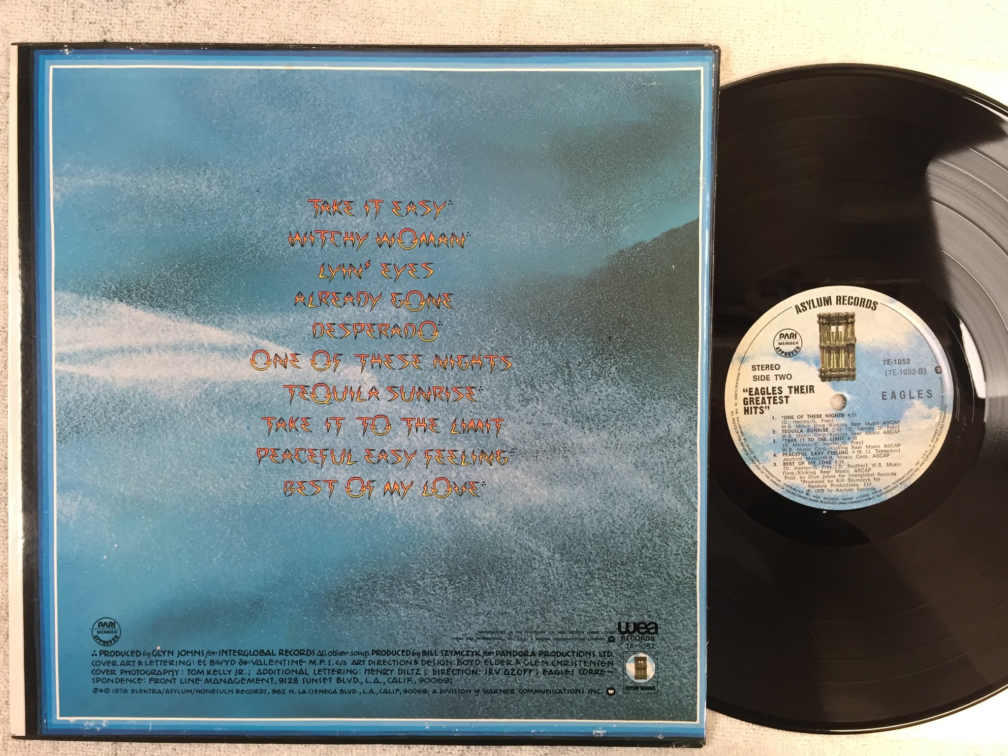 Omslagsbild för skivan THE EAGLES their greatest hits LP -76 Philippines  ASYLUM 7E-1052