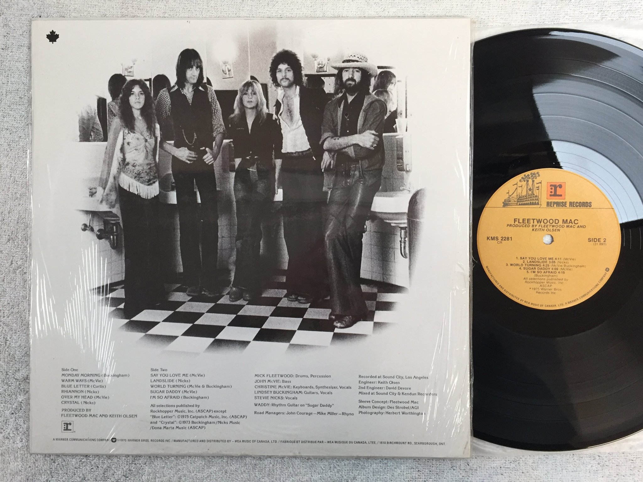 Omslagsbild för skivan FLEETWOOD MAC s/t LP -75 Can REPRISE KMS 2281