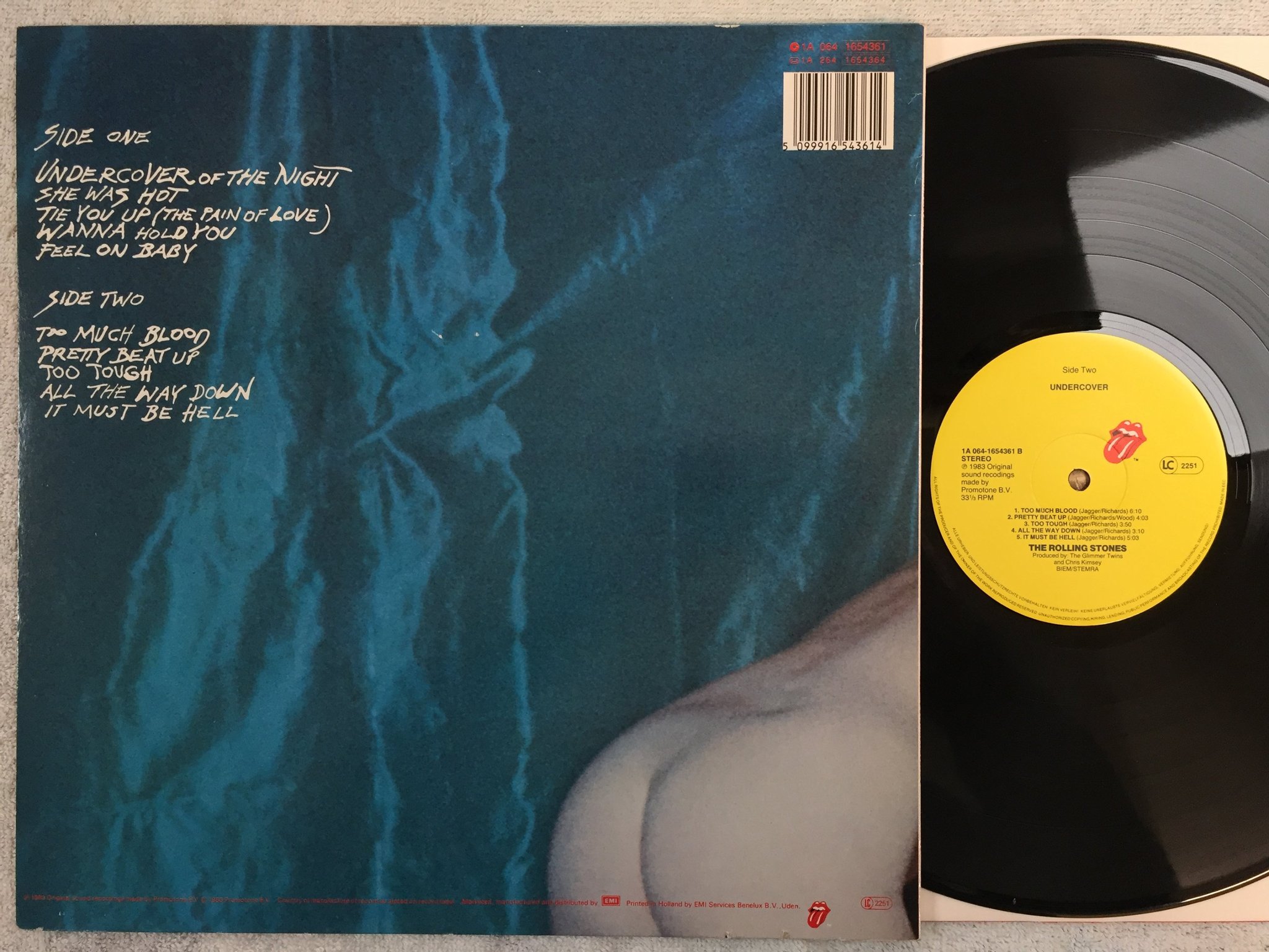 Omslagsbild för skivan THE ROLLING STONES undercover LP -83 GER 1A 064-1654361