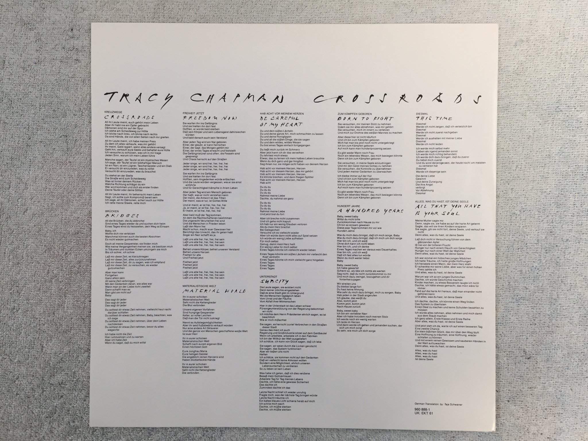 Omslagsbild för skivan TRACY CHAPMAN crossroads LP -89 Ger ELEKTRA 960 888-1