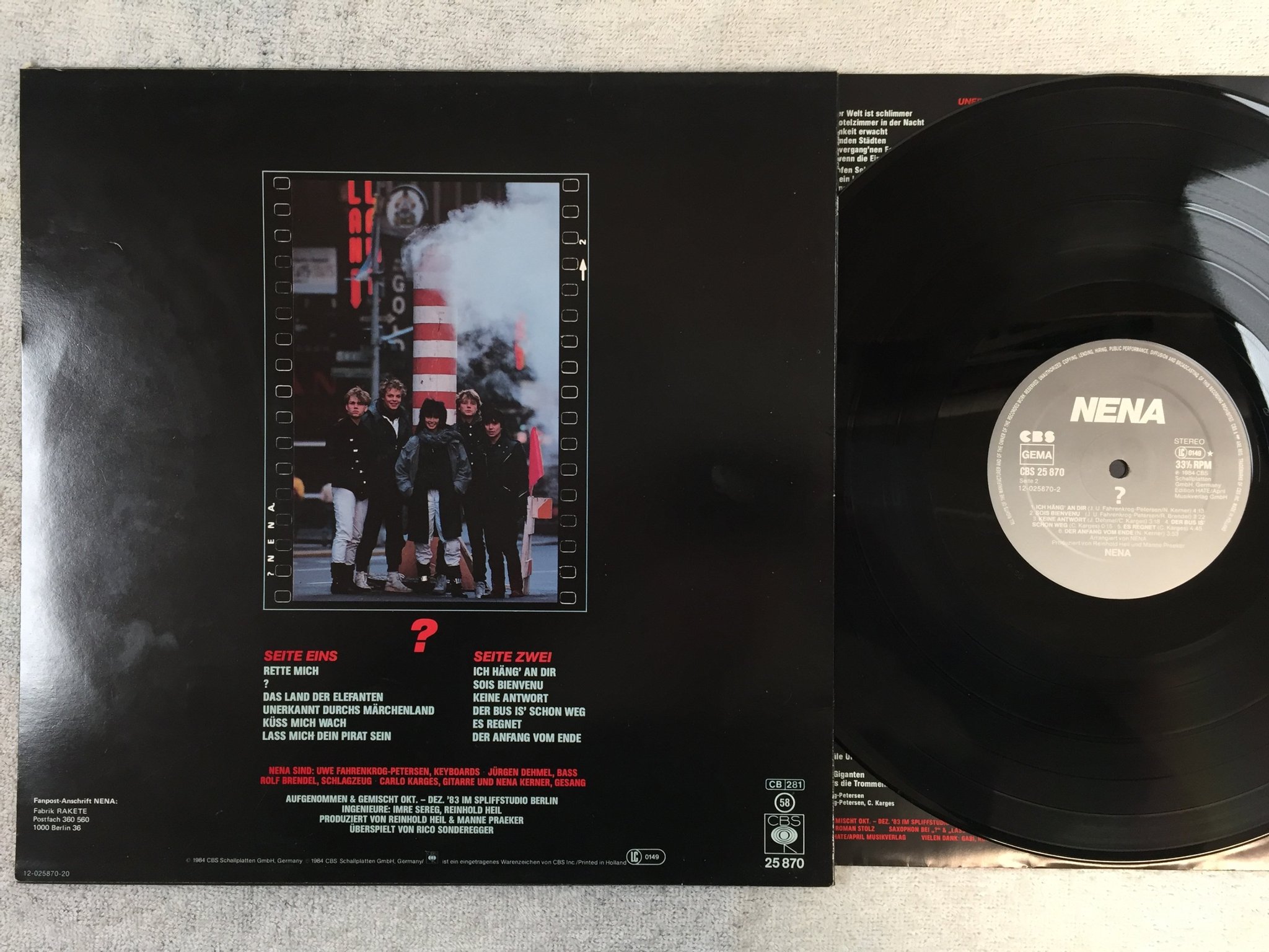 Omslagsbild för skivan NENA ? LP -84 Hol CBS 25870