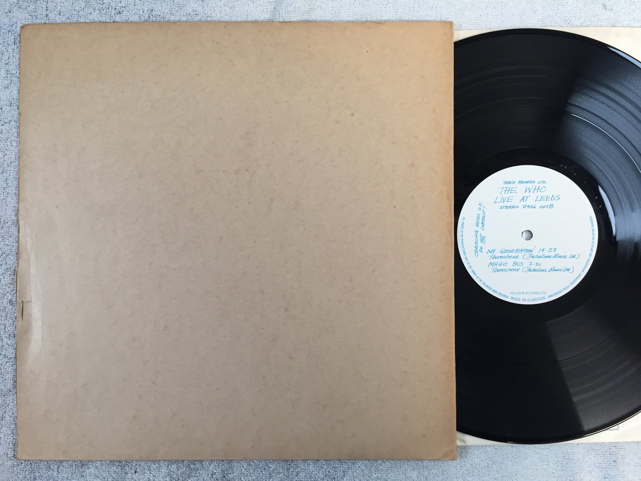 Omslagsbild för skivan The Who live at Leeds LP -70 UK TRACK 2406 001 red writing !!! No inserts !!!