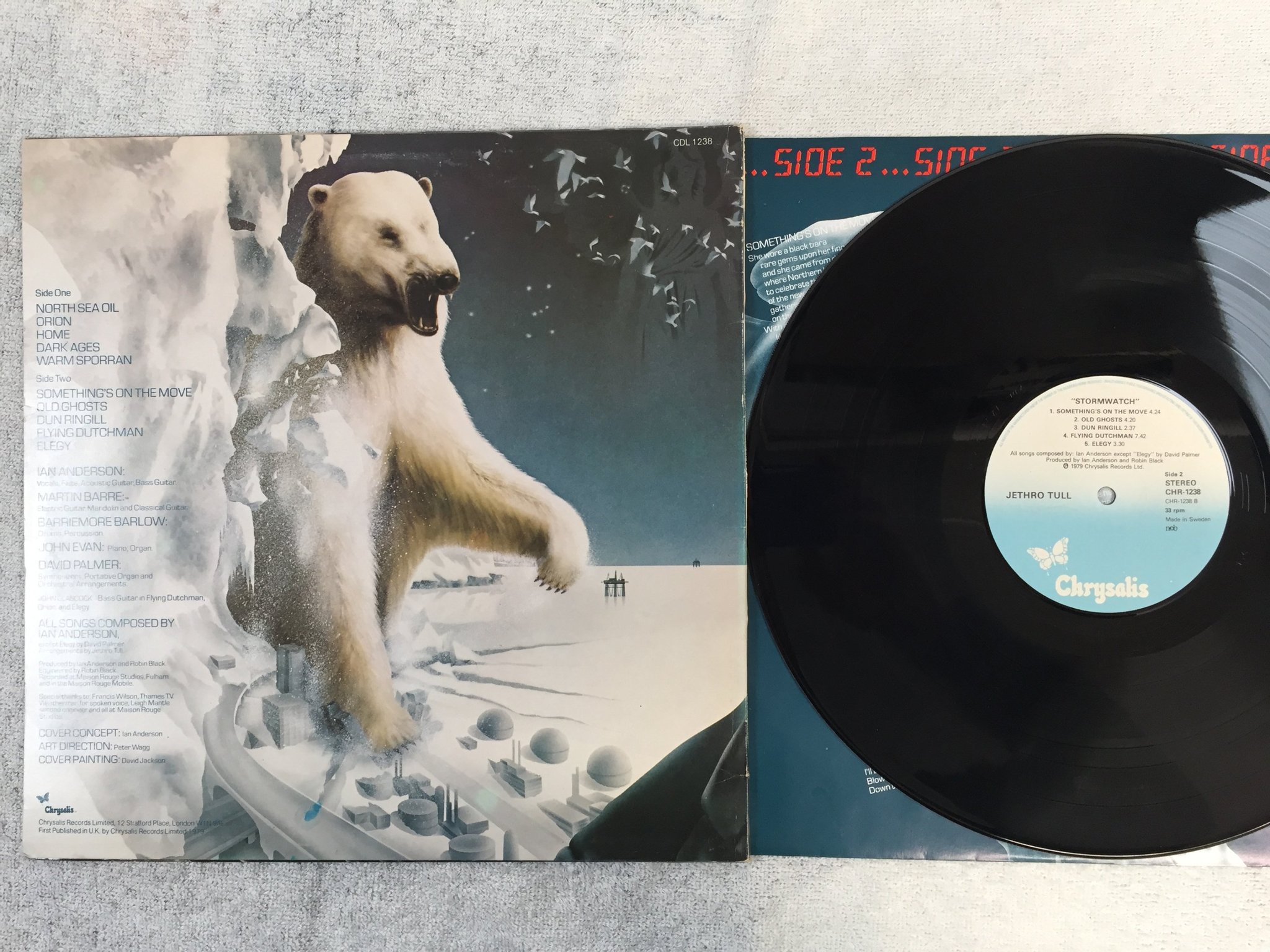 Omslagsbild för skivan JETHRO TULL stormatch LP -79 ncb CHRYSALIS CDR 1238