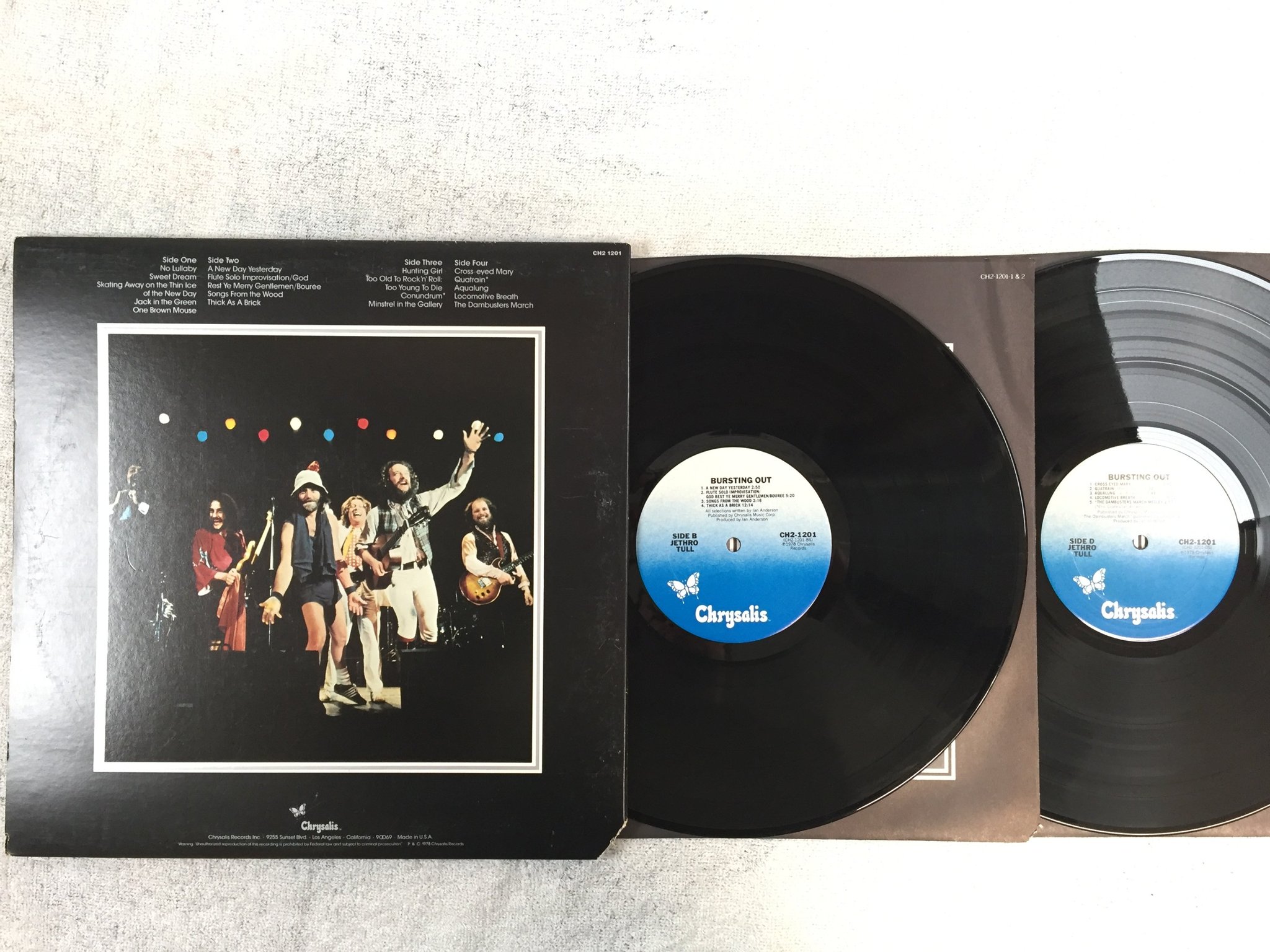 Omslagsbild för skivan JETHRO TULL bursting out 2xLP -78 USA CHRYSALIS CH2-1201