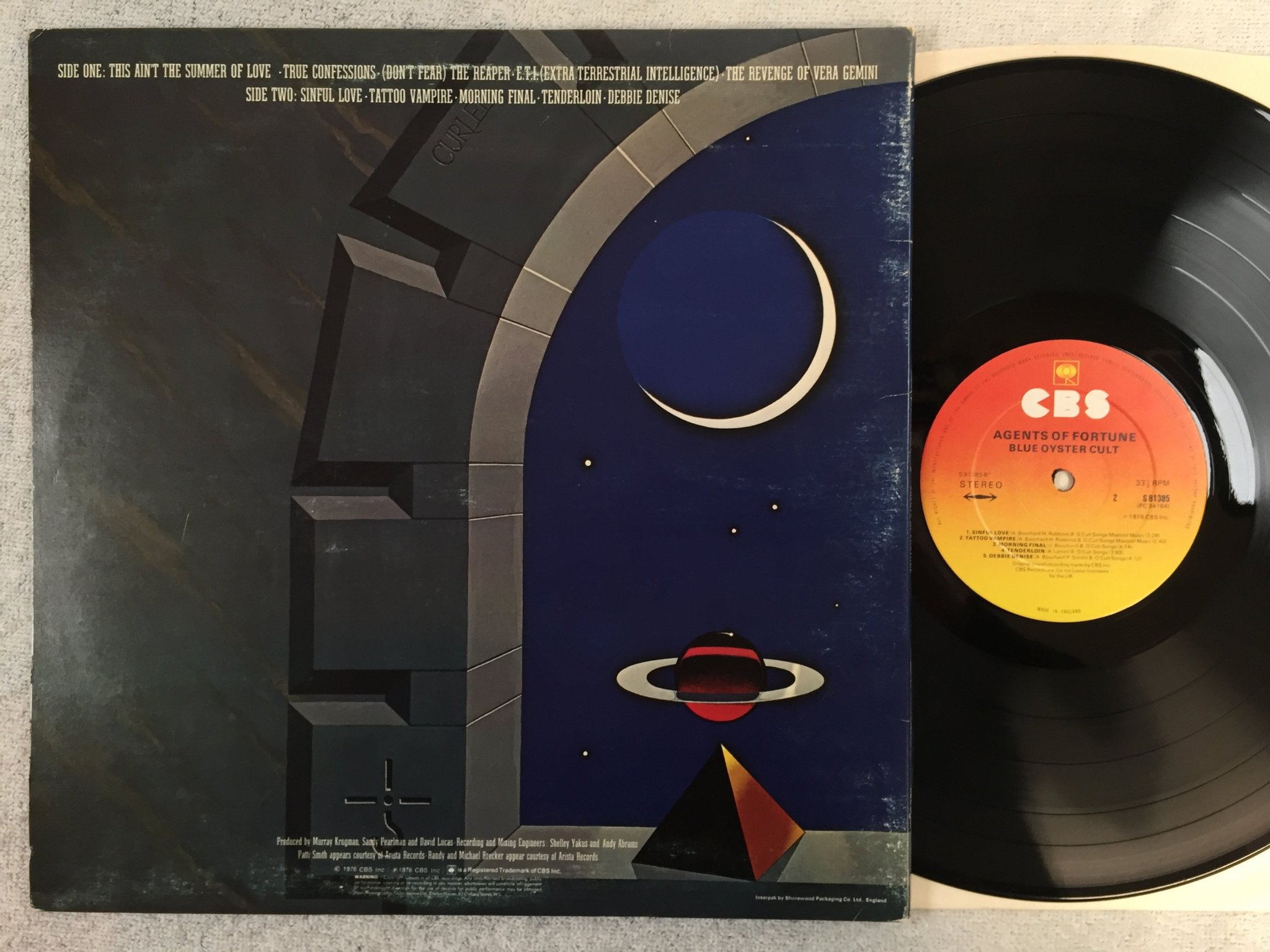 Omslagsbild för skivan BLUE OYSTER CULT agents of fortune LP -76 UK CBS S 81385
