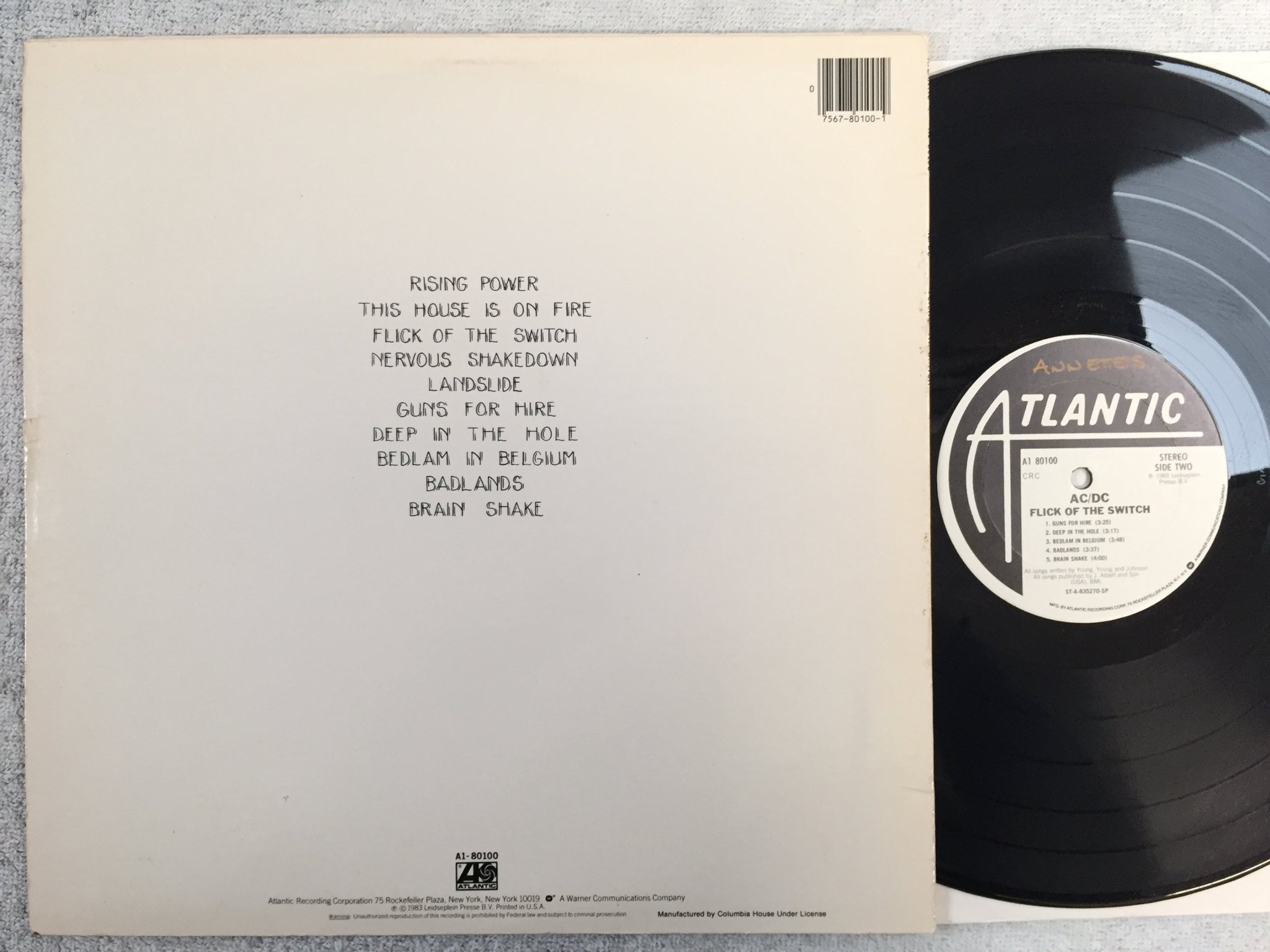 Omslagsbild för skivan AC/DC flick of the switch LP -83 US ATLANTIC A1 80100