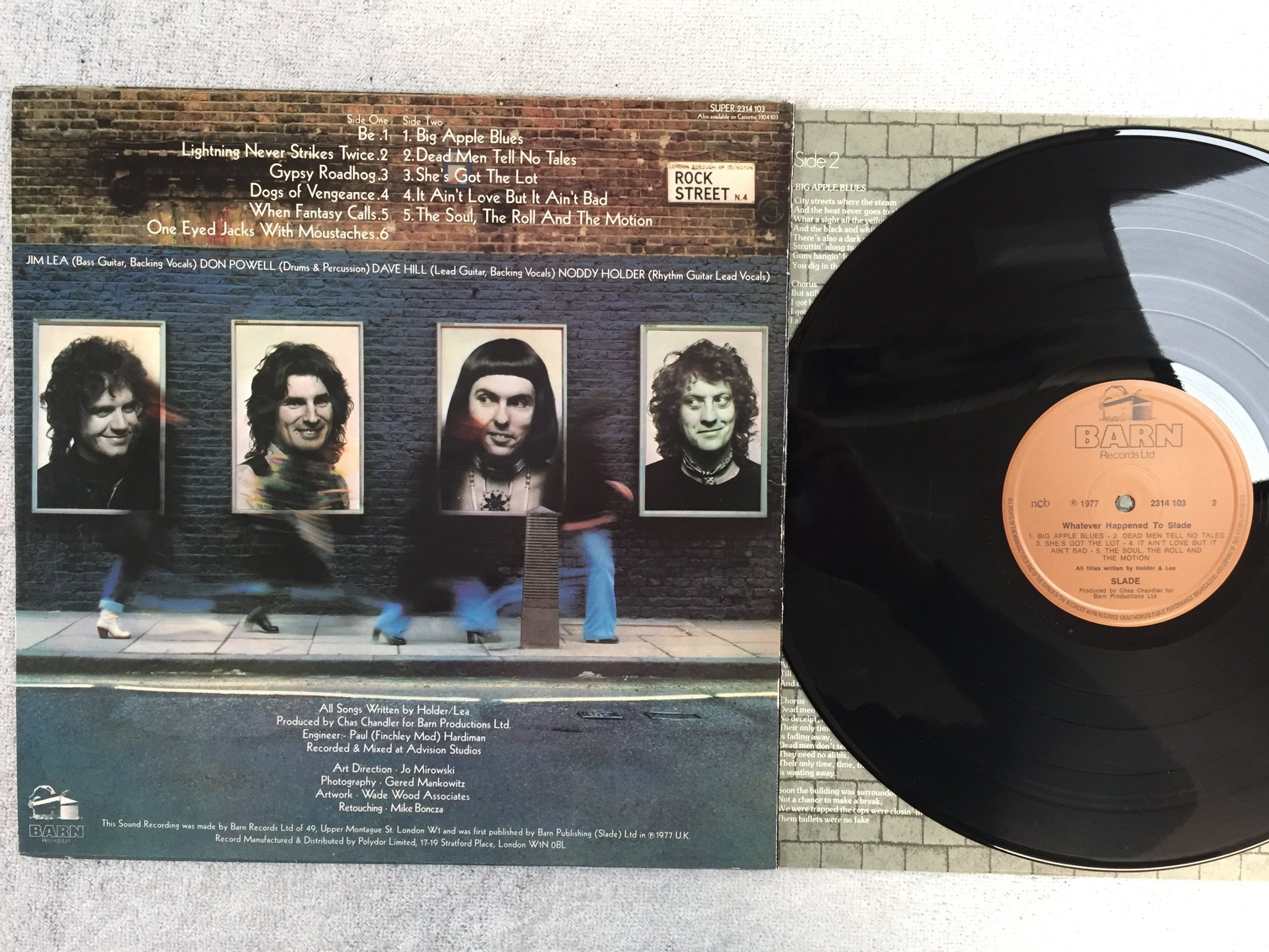 Omslagsbild för skivan SLADE whatever happened to Slade LP -77 ncb BARN 2314103