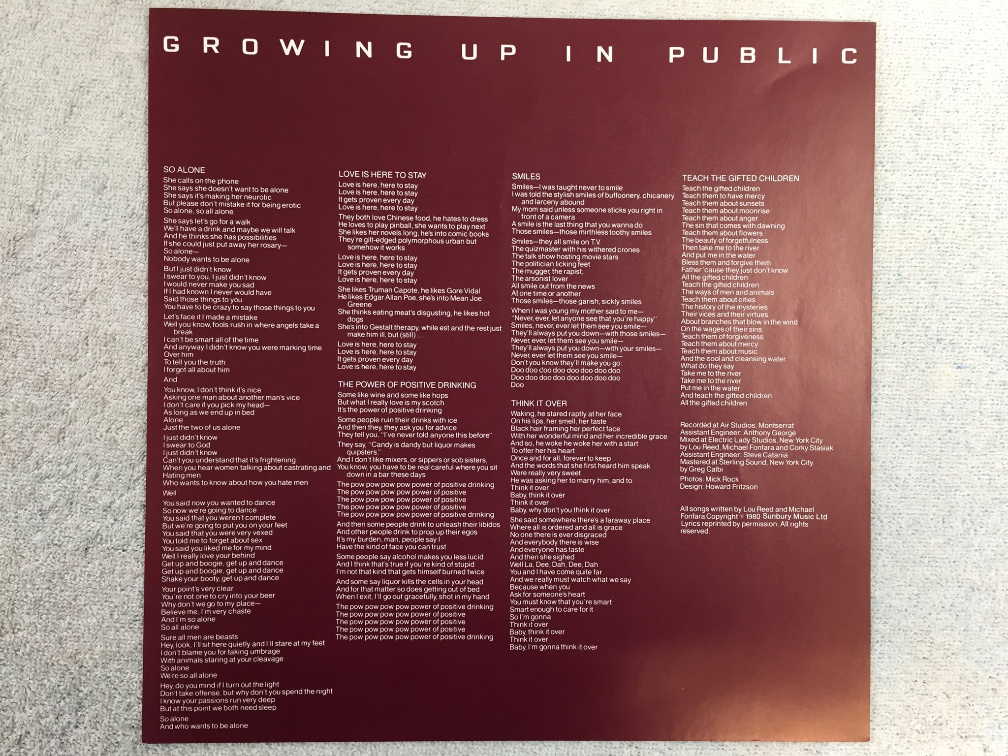 Omslagsbild för skivan LOU REED growing up in public LP -80 UK ARISTA SPART 1131