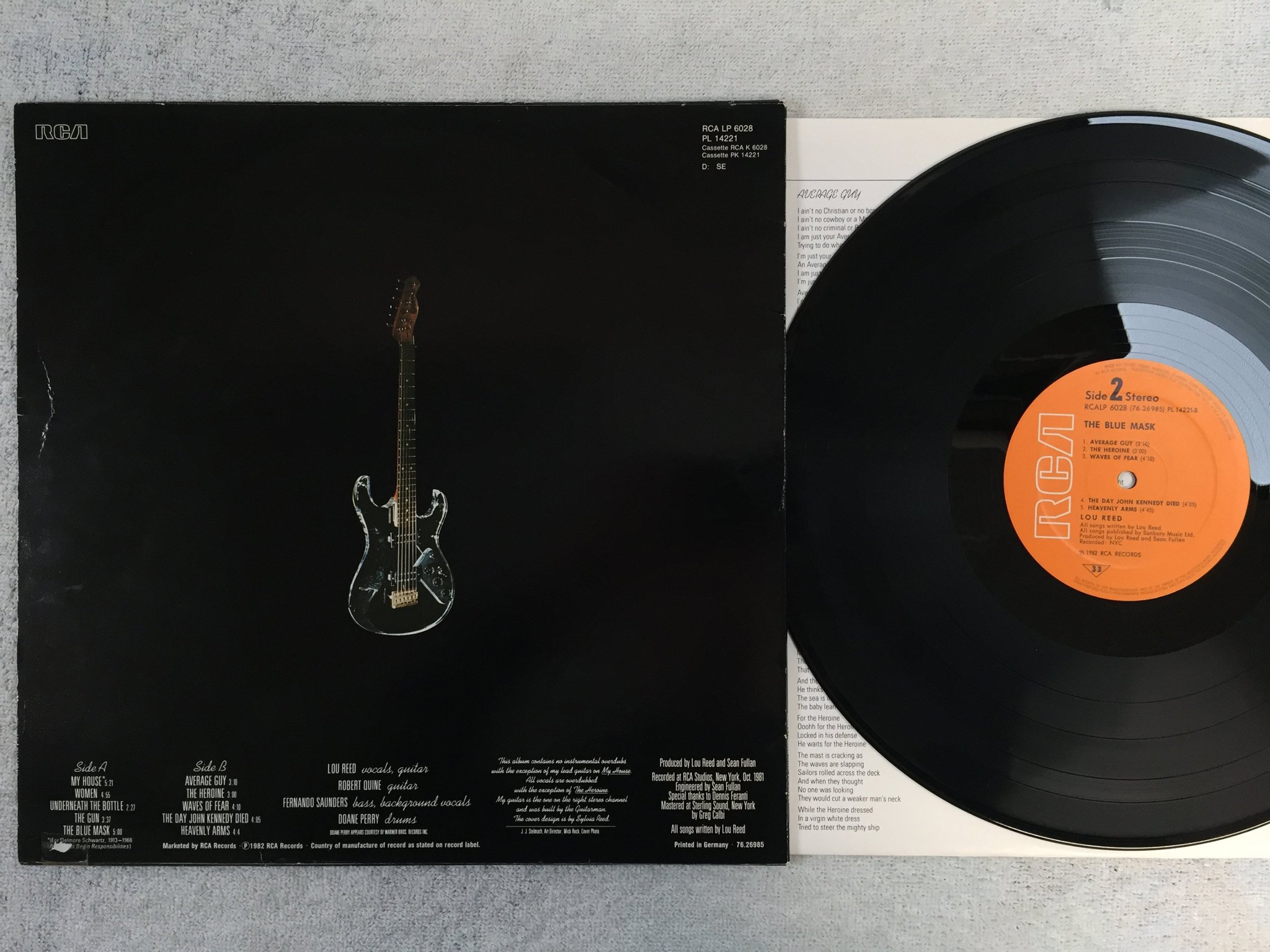 Omslagsbild för skivan LOU REED the blue mask LP -82 Ger RCA RCALP 6028