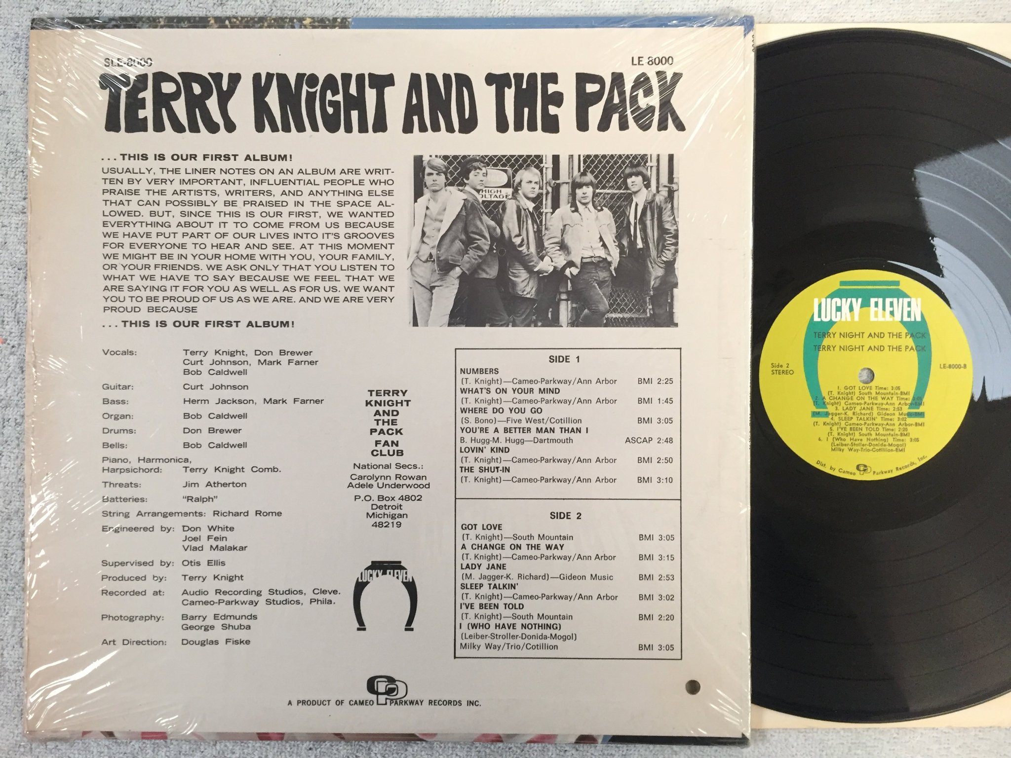 Omslagsbild för skivan TERRY KNIGHT AND THE PACK s/t LP -66 US LUCKY ELEVEN LE-8000 garage rock