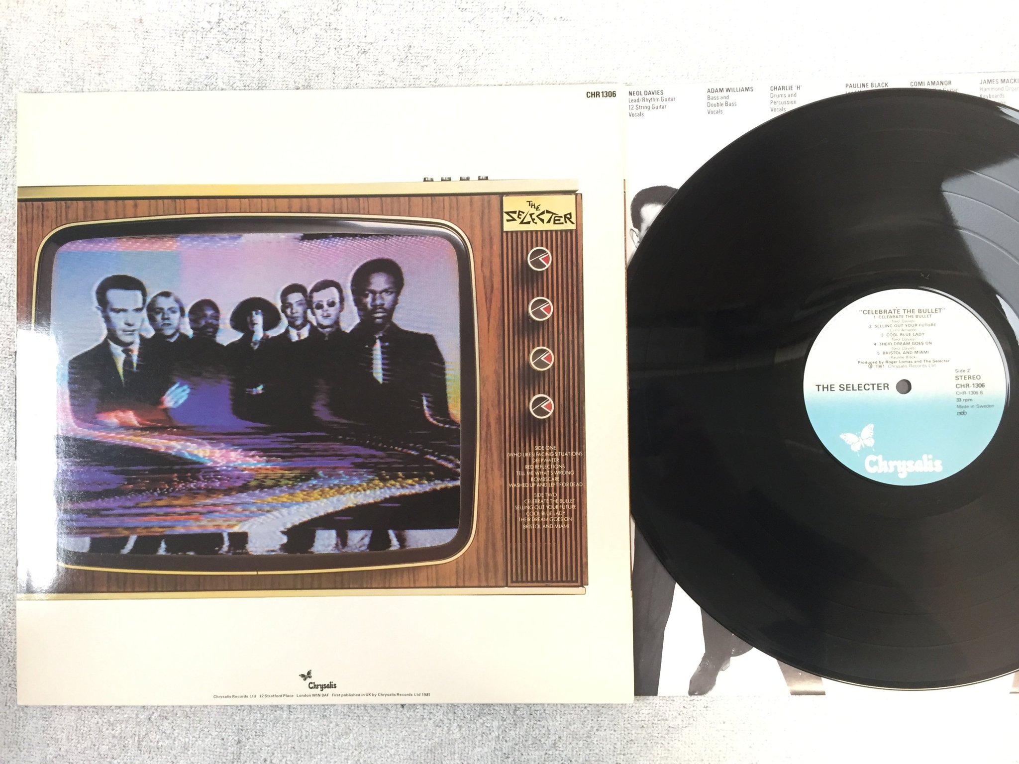 Omslagsbild för skivan THE SELECTER celebrate the bullet LP -81 ncb CHRYSALIS CHR 1306