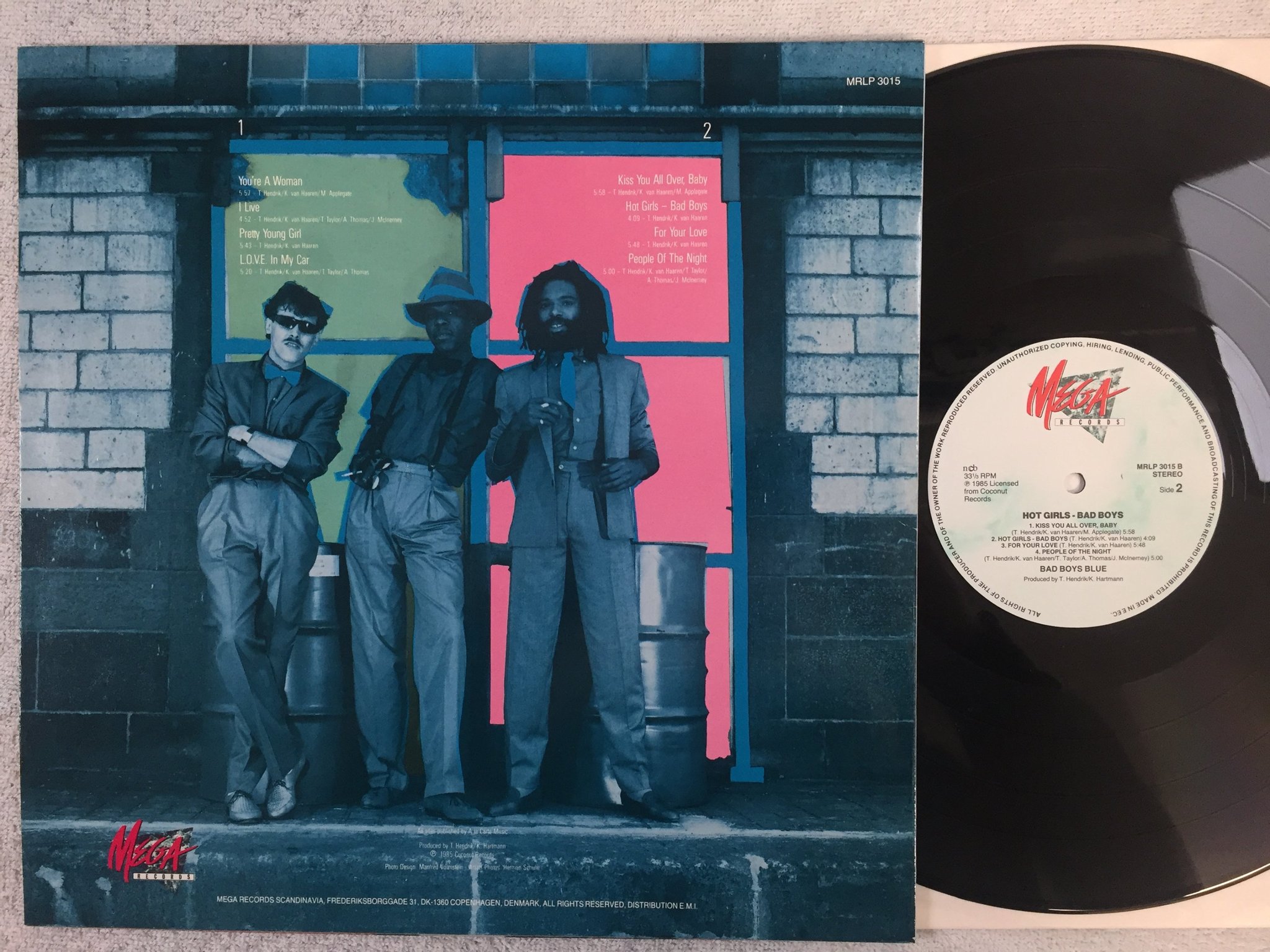 Omslagsbild för skivan BAD BOYS BLUE hot girls - bad boys LP -85 ECC MEGA MRLP 3015