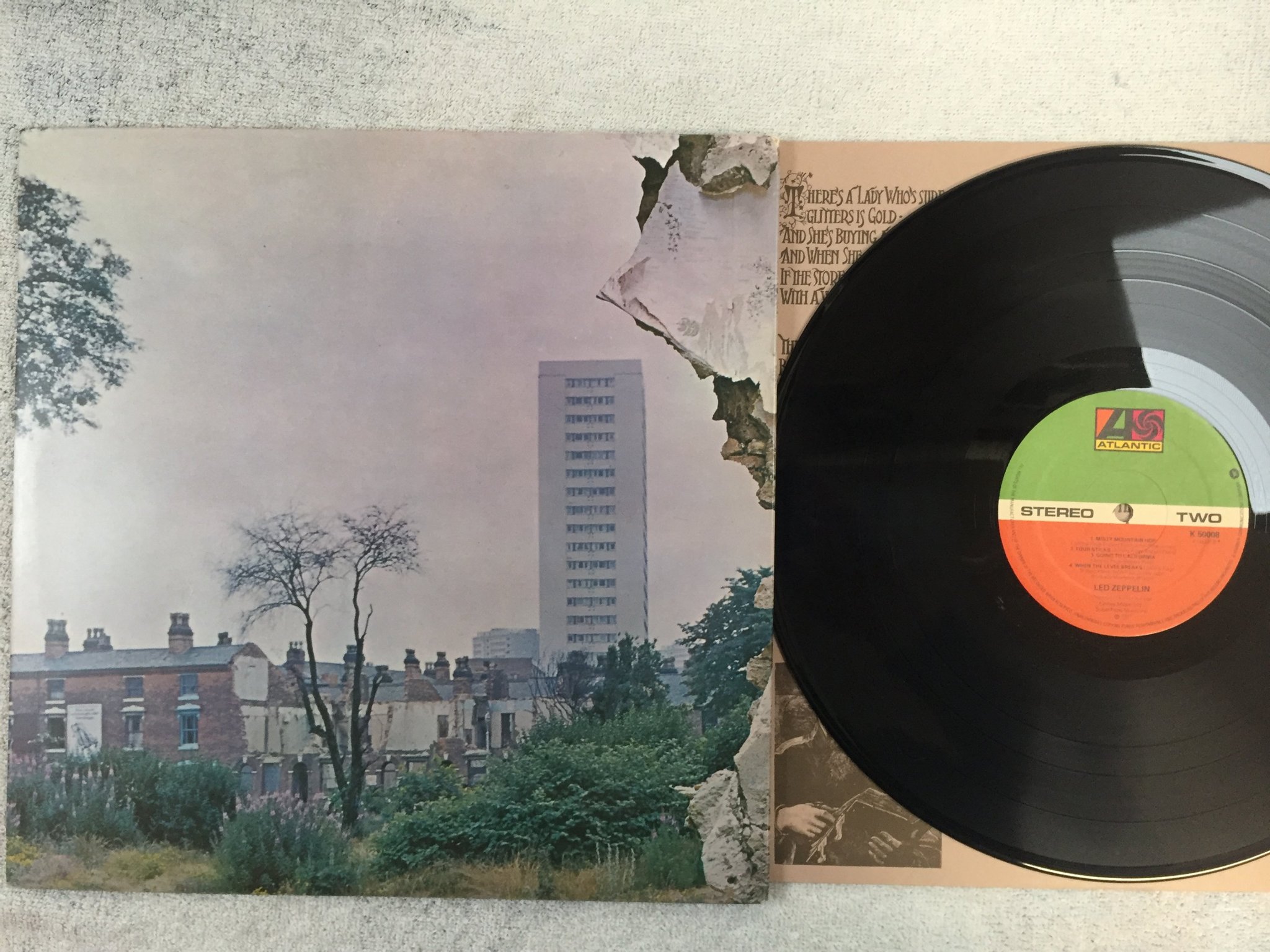 Omslagsbild för skivan LED ZEPPELIN s/t LP UK ATLANTIC K 50008 "stairway to heaven"