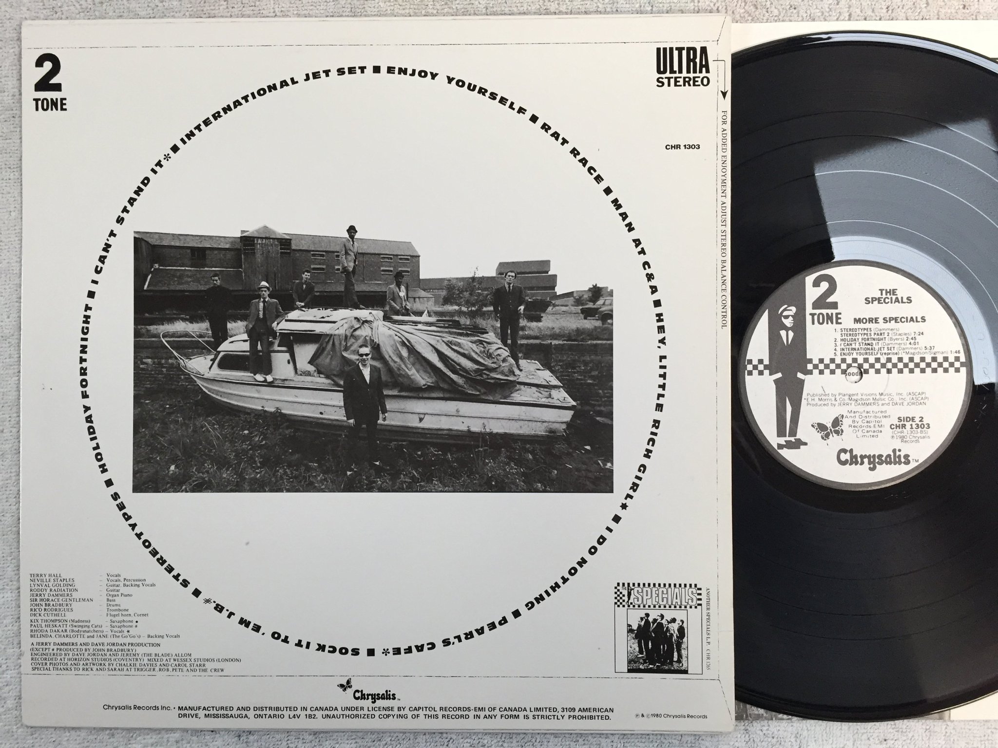 Omslagsbild för skivan THE SPECIALS more specials LP -80 Can 2 TONE / CHRYSALIS CHR 1303