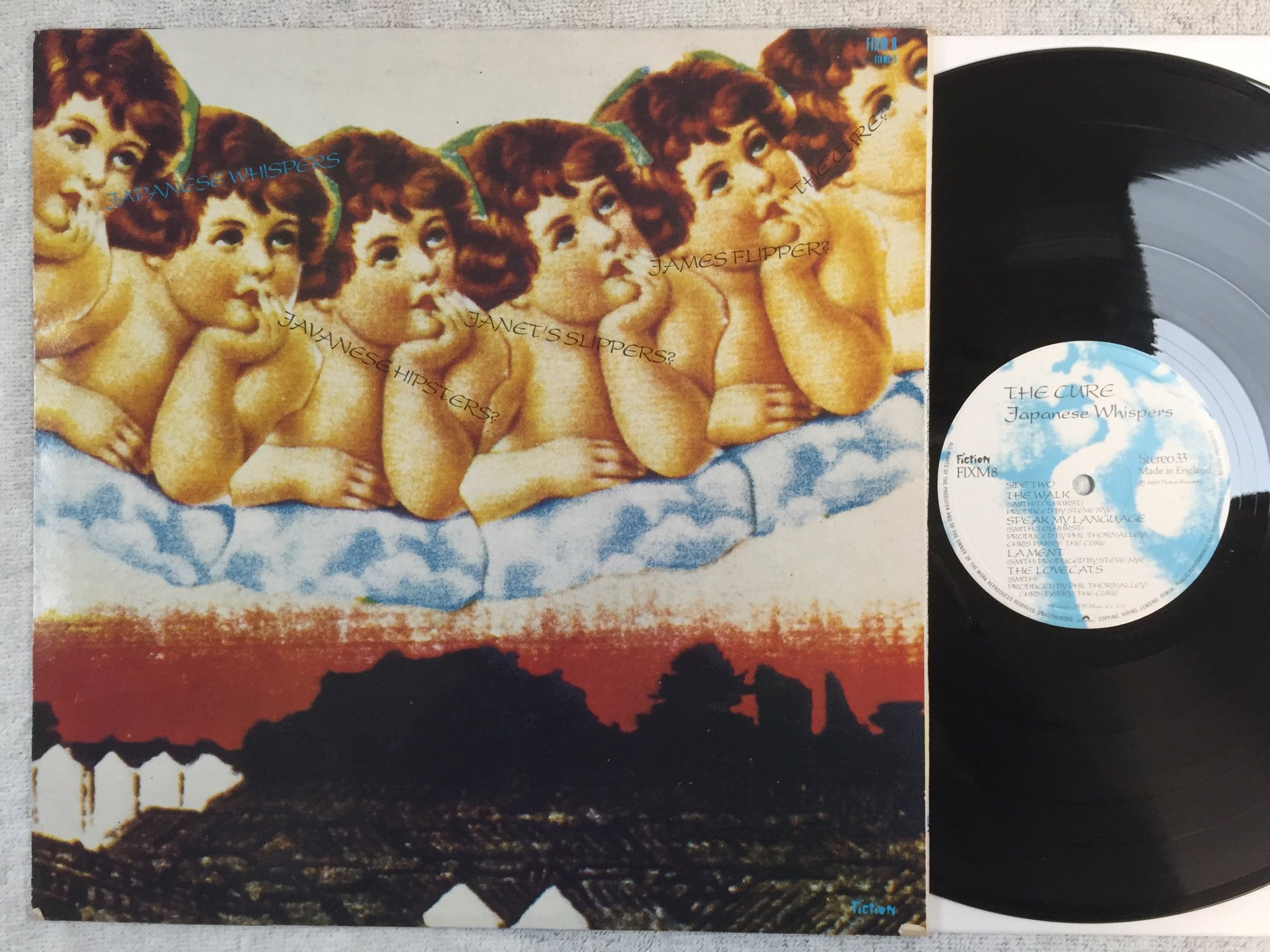 Omslagsbild för skivan THE CURE japanese whispers LP -83 UK FICTION FIXM8