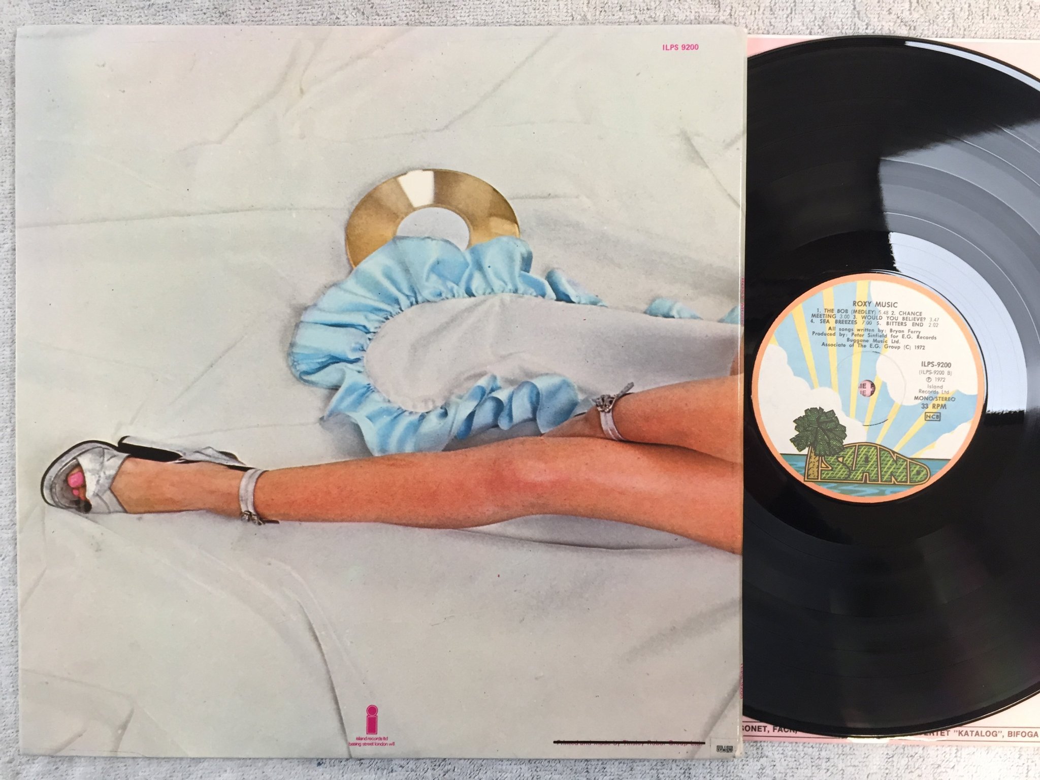 Omslagsbild för skivan ROXY MUSIC s/t LP -72 ncb ISLAND ILPS 9200