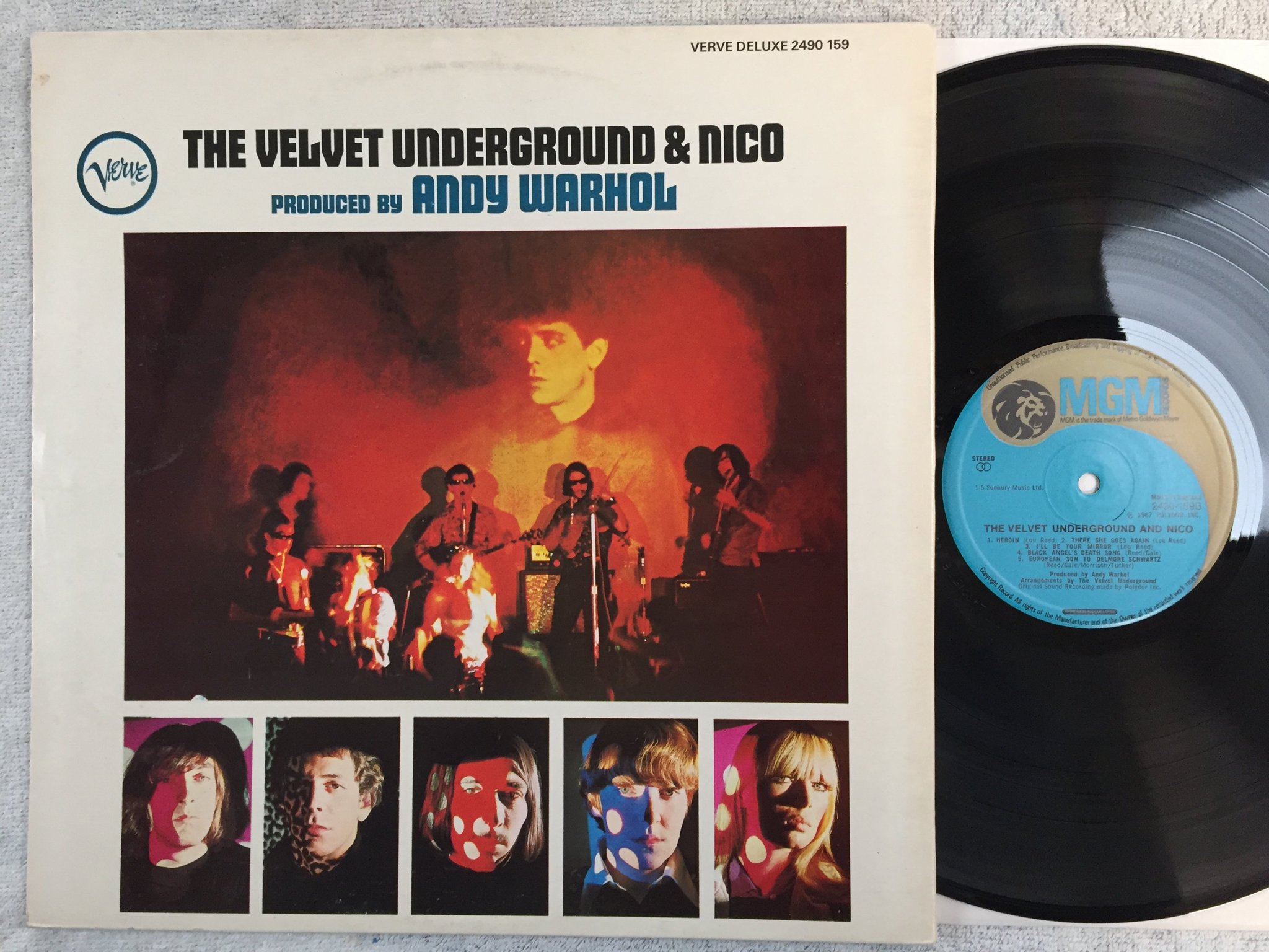 Omslagsbild för skivan THE VELVET UNDERGROUND & NICO LP re UK MGM 2490-159 Andy Warhol