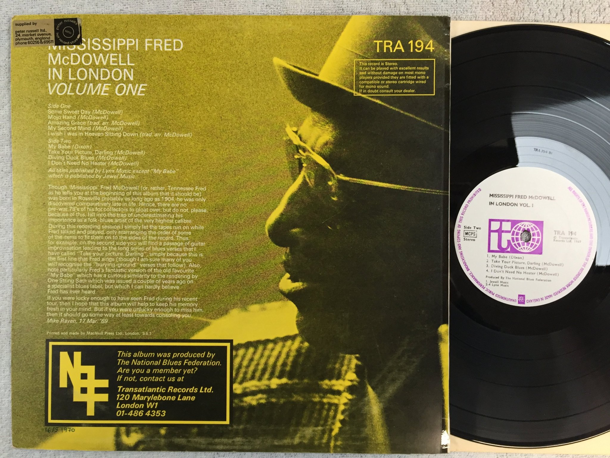 Omslagsbild för skivan MISSISSIPPI FRED McDOWELL in London vol 1 LP -69 UK TRANSATLANTIC TRA 194