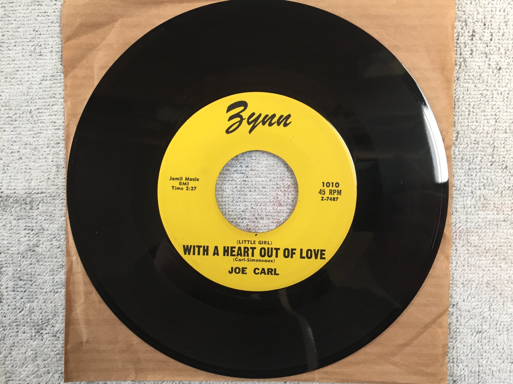 Omslagsbild för skivan JOE CARL You're Too Hot To Handle 7"single US ZYNN 1010 soul  