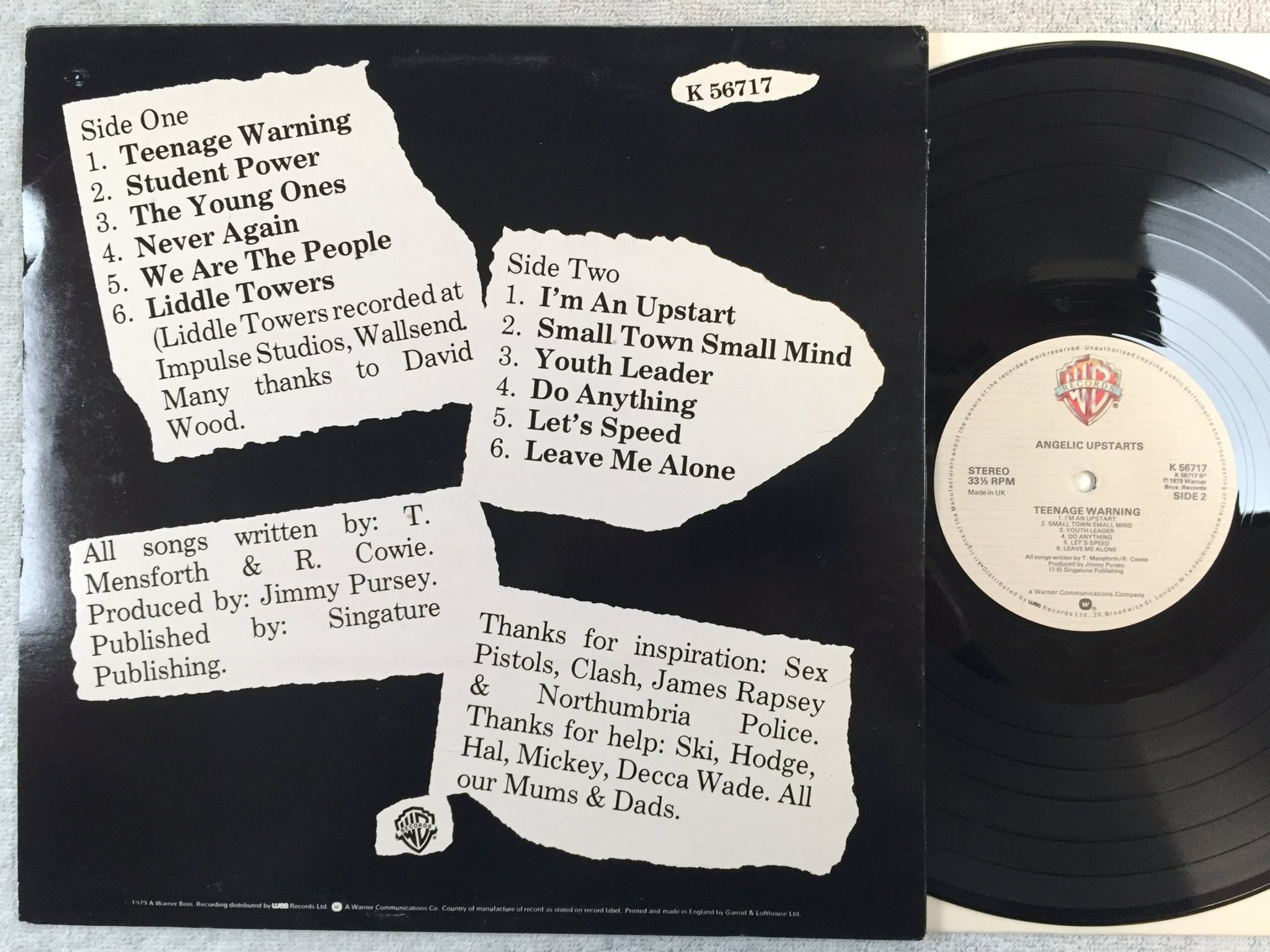 Omslagsbild för skivan ANGELIC UPSTARTS teenage warning LP -79 UK WARNER BROS K 56717