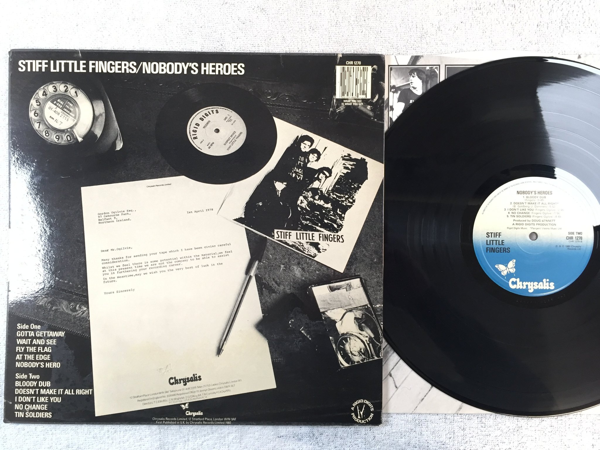 Omslagsbild för skivan STIFF LITTLE FINGERS nobody's heroes LP -80 UK CHRYSALIS CHR 1270