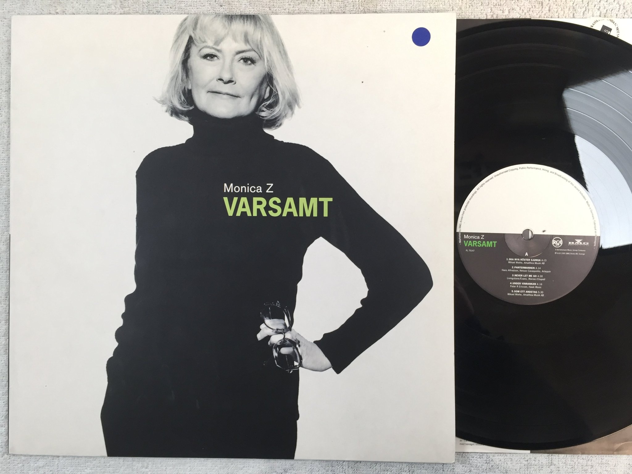 Omslagsbild för skivan MONICA ZETTERLUND varsamt LP -91 Swe RCA PL 75147