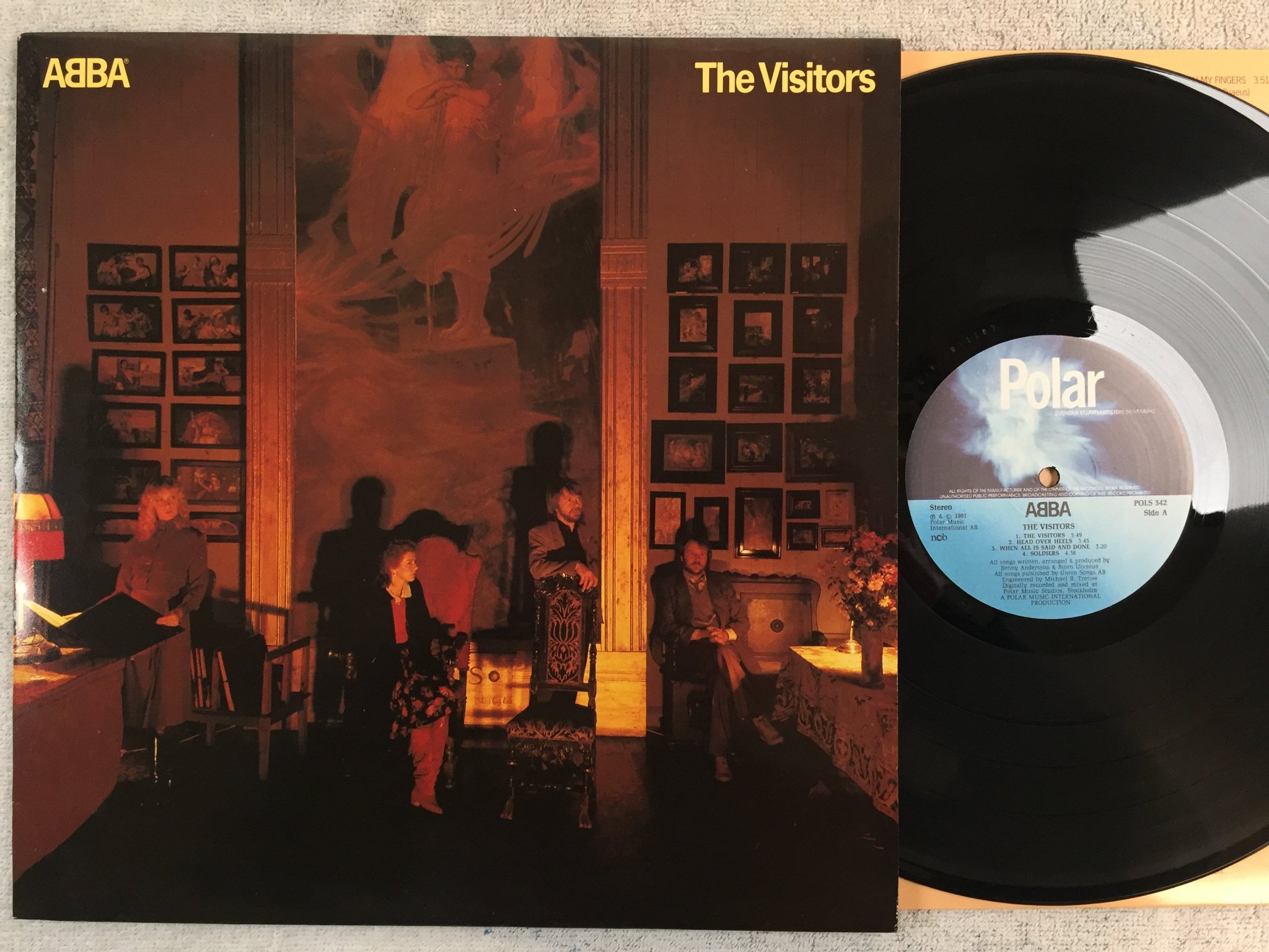 Omslagsbild för skivan ABBA the visitors LP -81 Swe POLAR POLS 342