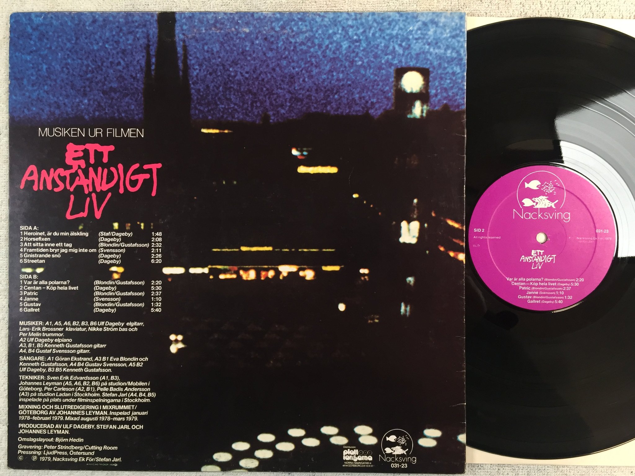 Omslagsbild för skivan musiken ur filmen ETT ANSTÄNDIGT LIV LP -79 Swe NACKSVING 031-23