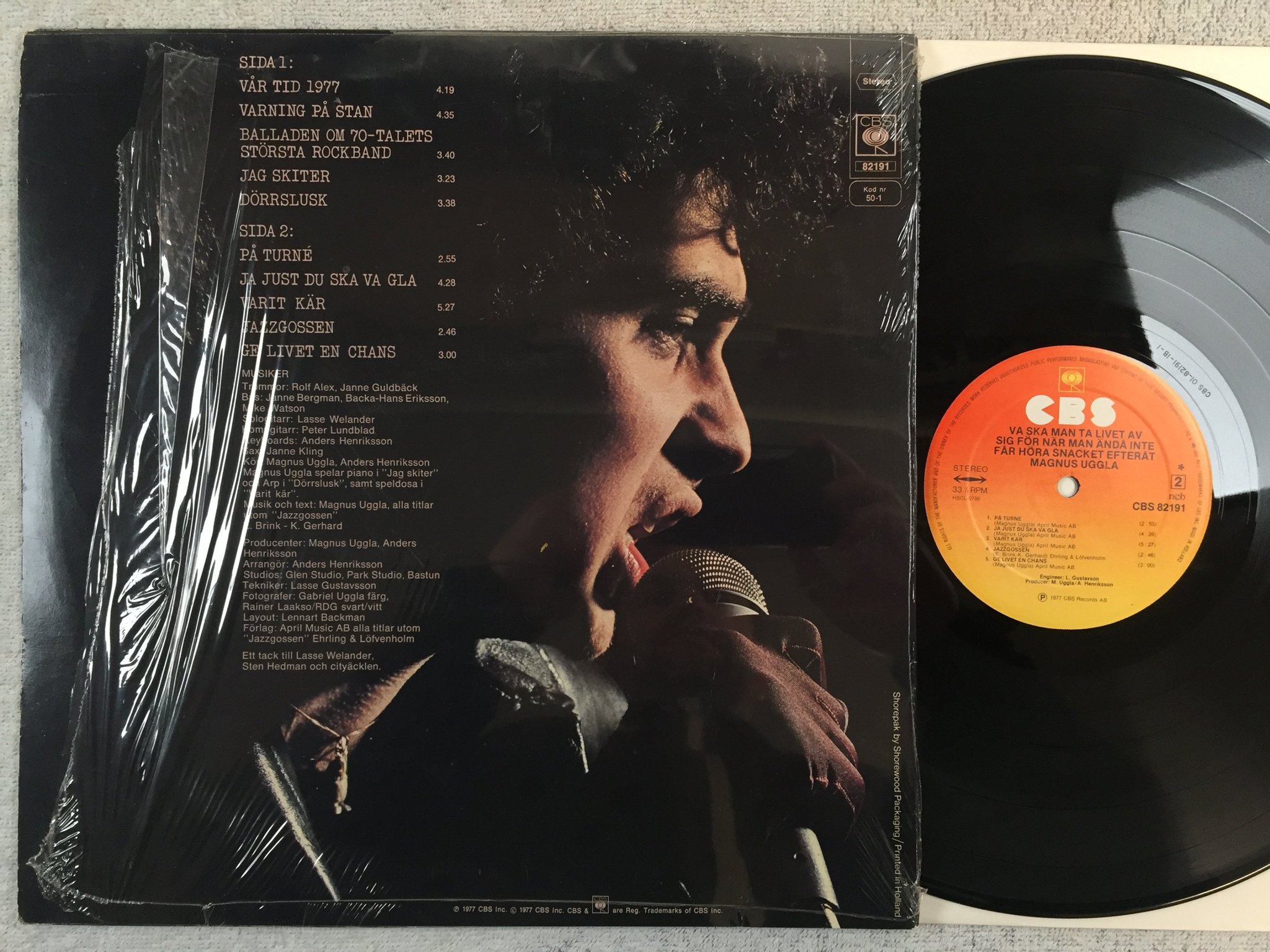 Omslagsbild för skivan MAGNUS UGGLA varför ska man... LP -77 CBS 82191 "vår tid 1977"