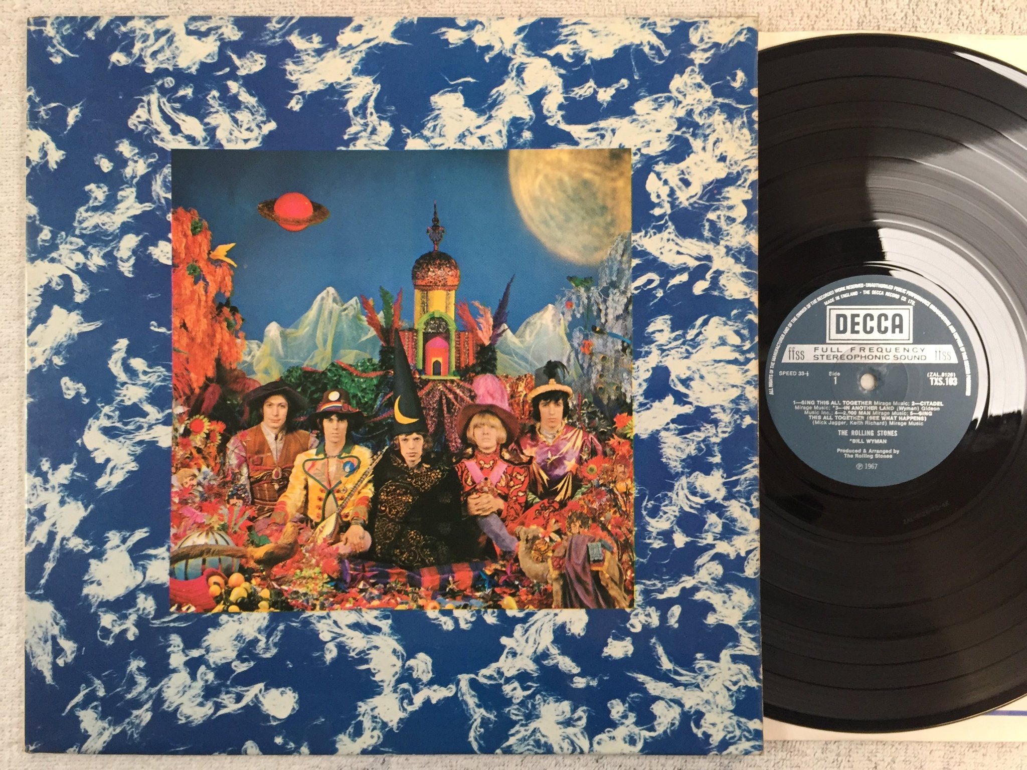 Omslagsbild för skivan THE ROLLING STONES their satanic majesties request LP  UK DECCA TXS 103