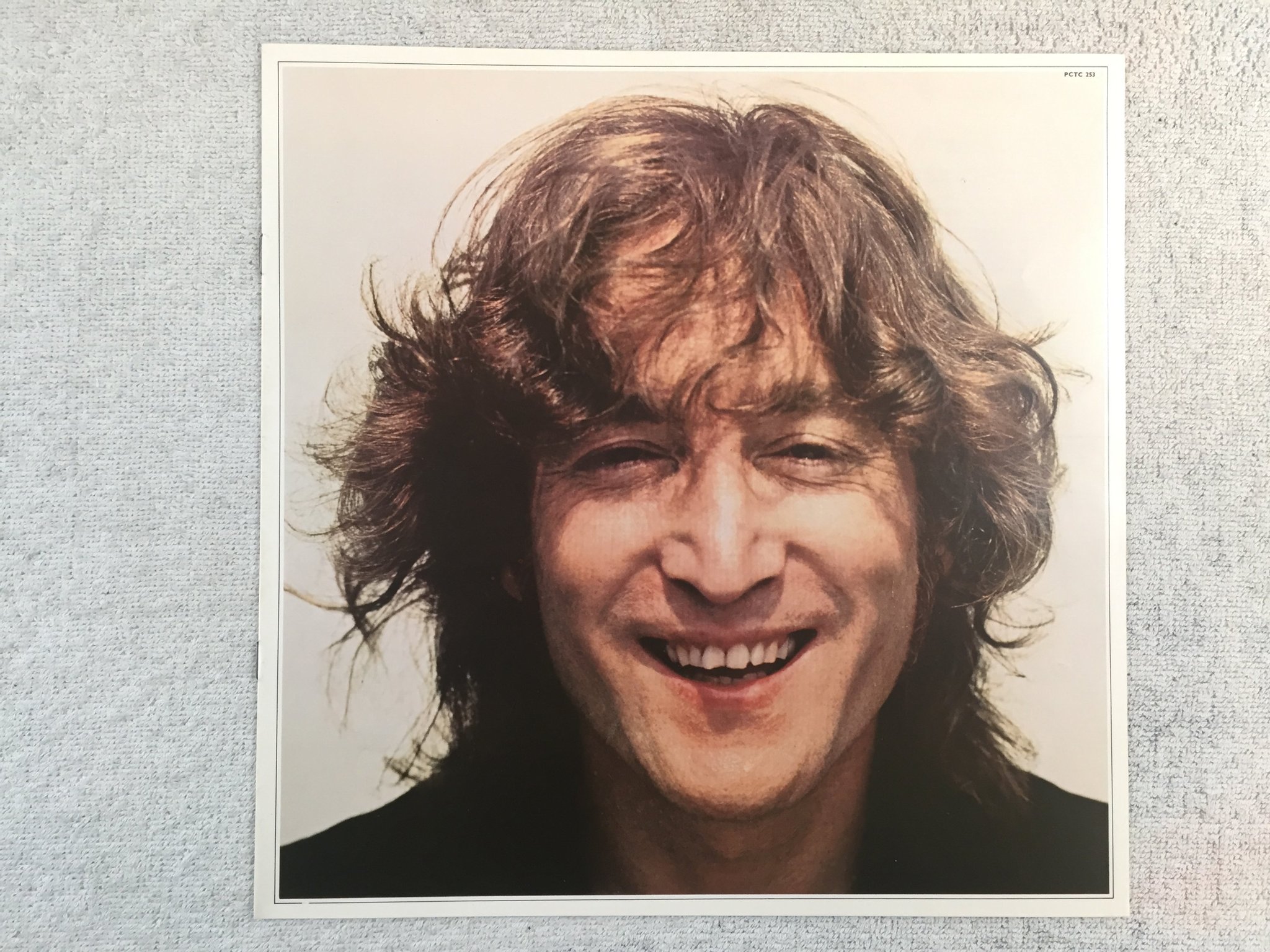 Omslagsbild för skivan JOHN LENNON walls and bridges LP -74 UK APPLE PCTC 253