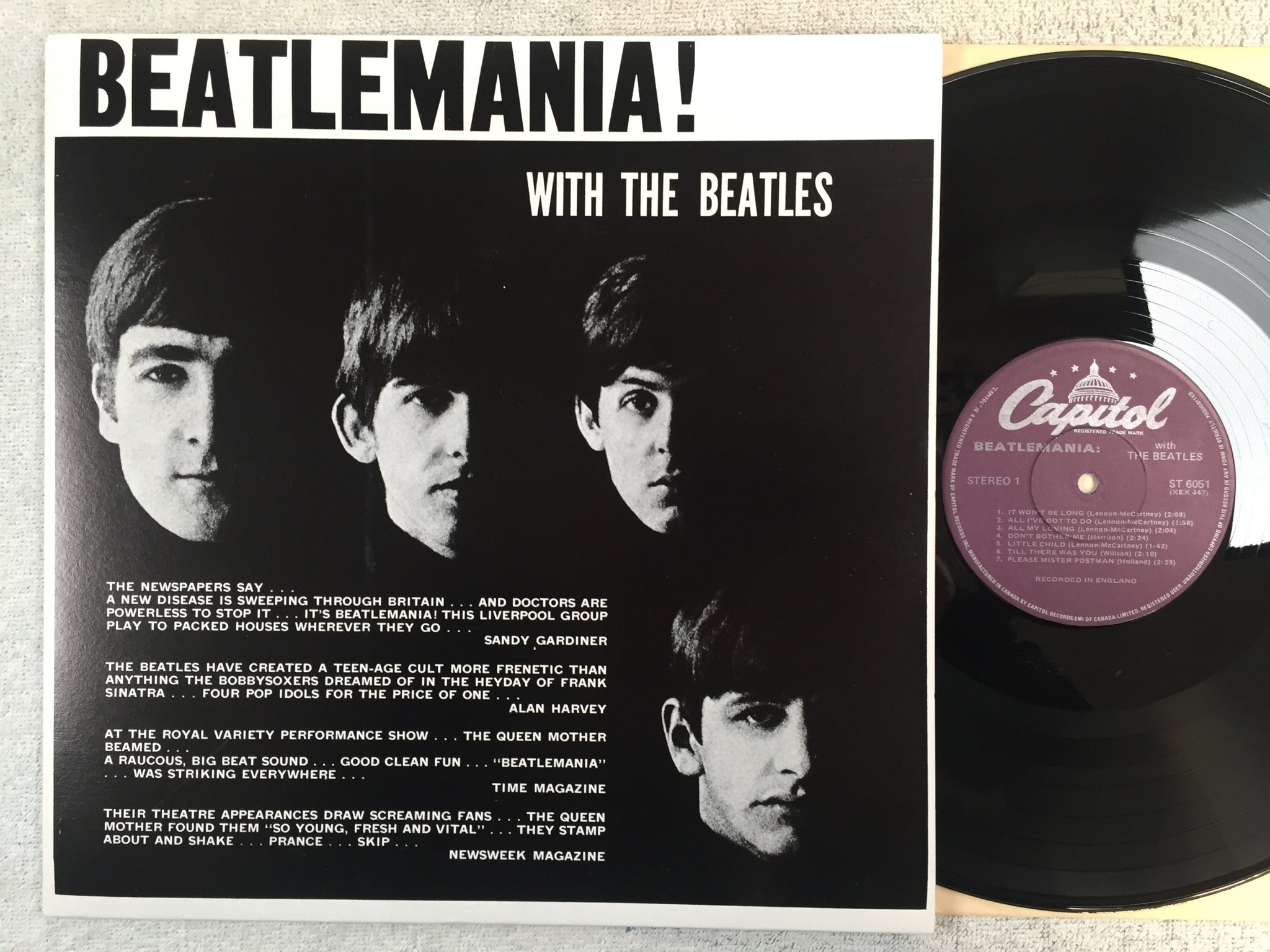 Omslagsbild för skivan THE BEATLES beatlemania LP Can CAPITOL ST 6051