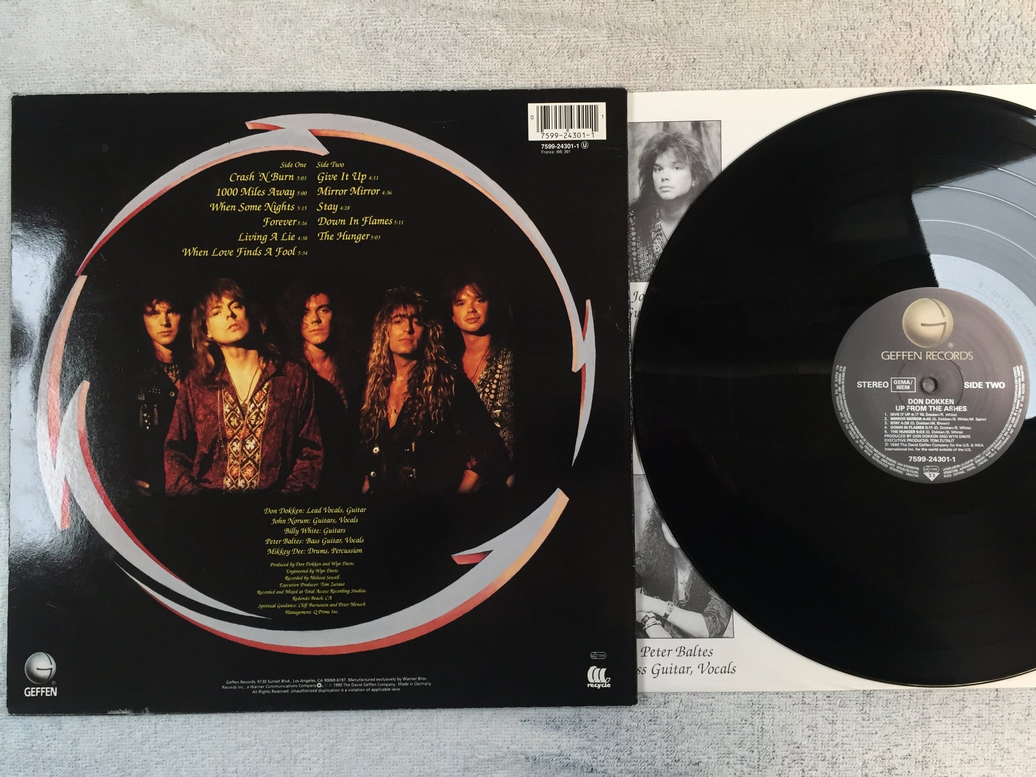 Omslagsbild för skivan DON DOKKEN up from the ashes LP -90 GEFFEN 7599-24301-1