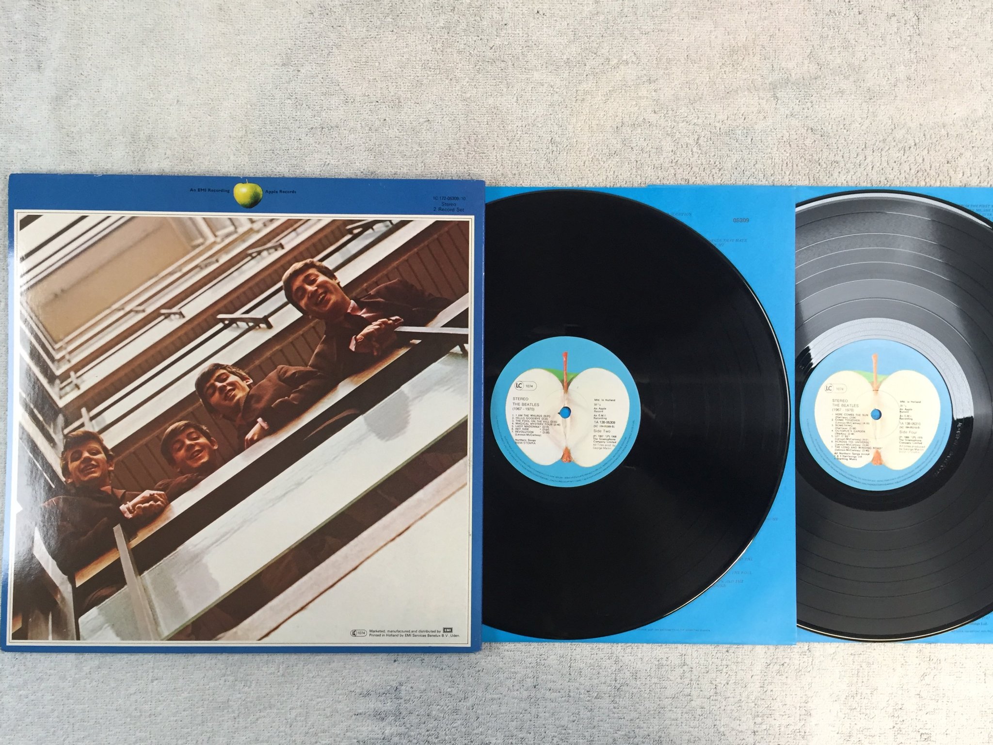 Omslagsbild för skivan THE BEATLES 1967-1970 2xLP Hol APPLE 1C 172-05309/10