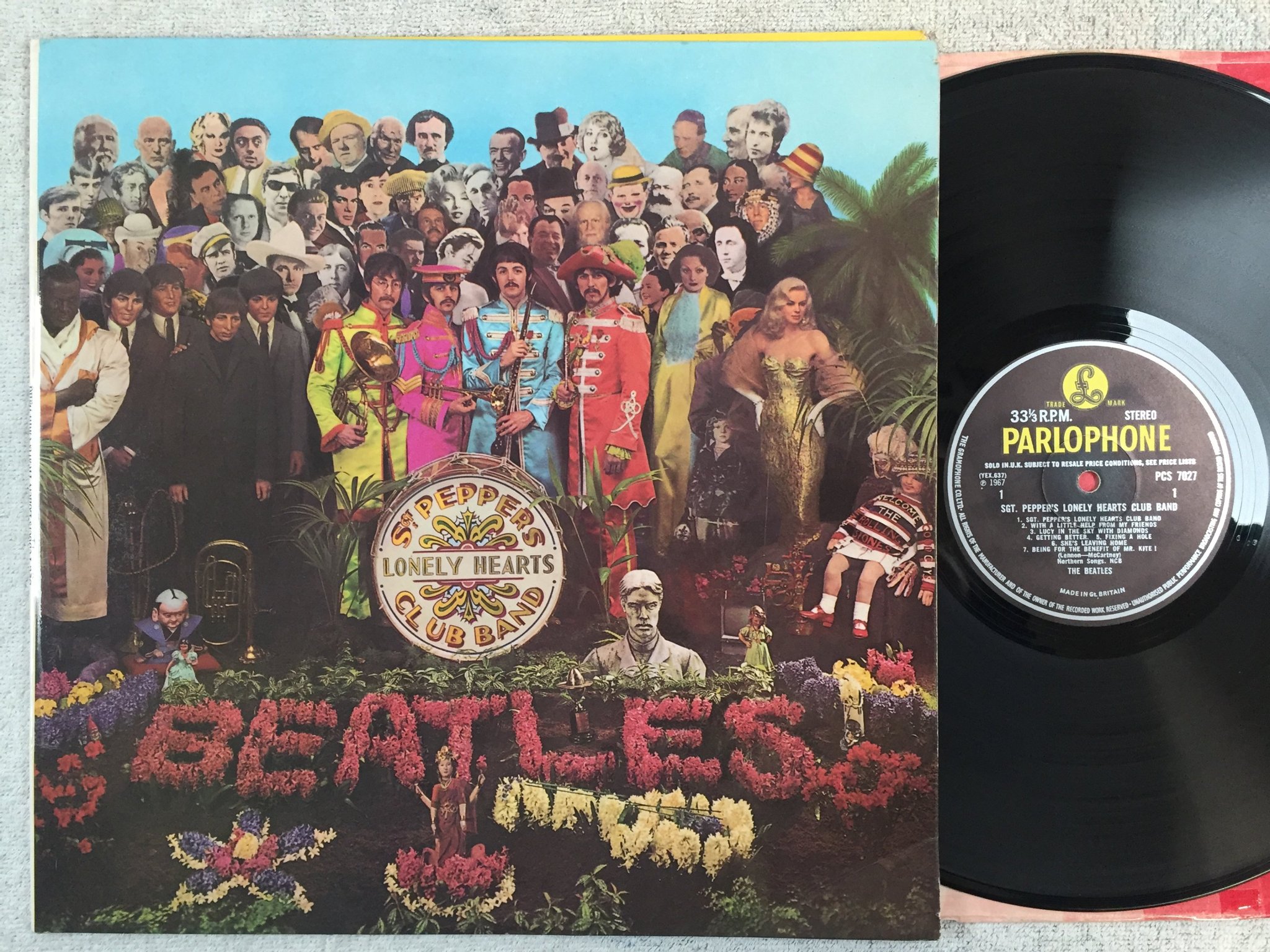 Omslagsbild för skivan THE BEATLES Sgt Peppers lonely... LP -67 UK PARLOPHONE PCS 7027