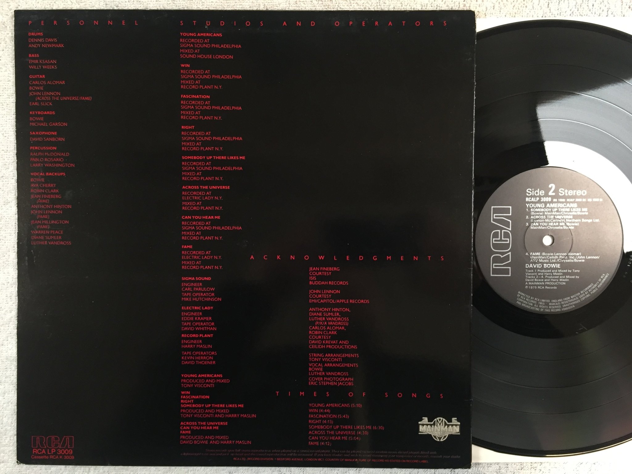 Omslagsbild för skivan DAVID BOWIE young americans LP UK RCA RCALP 3009 