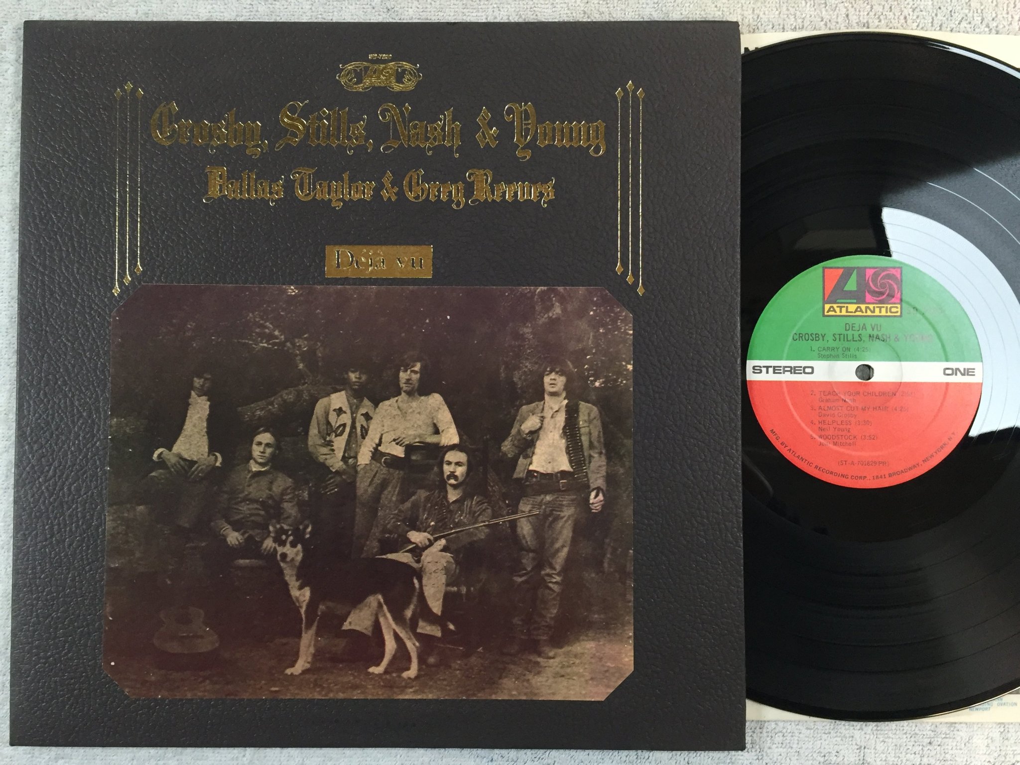 Omslagsbild för skivan CROSBY STILLS NASH & YOUNG Déjà Vu LP -70 US ATLANTIC SD 7200
