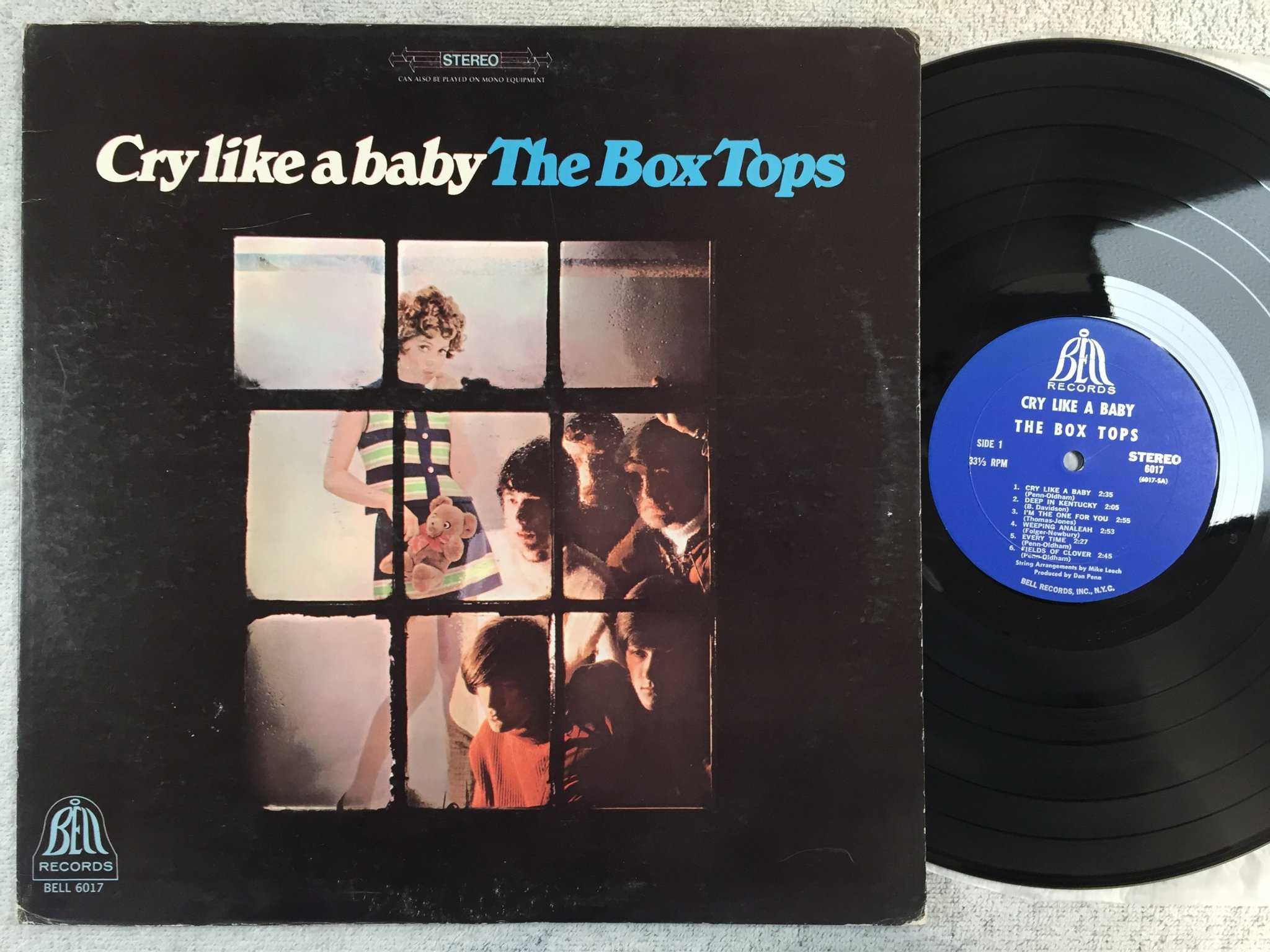 Omslagsbild för skivan THE BOX TOPS cry like a baby LP -68 US BELL BELL 6017