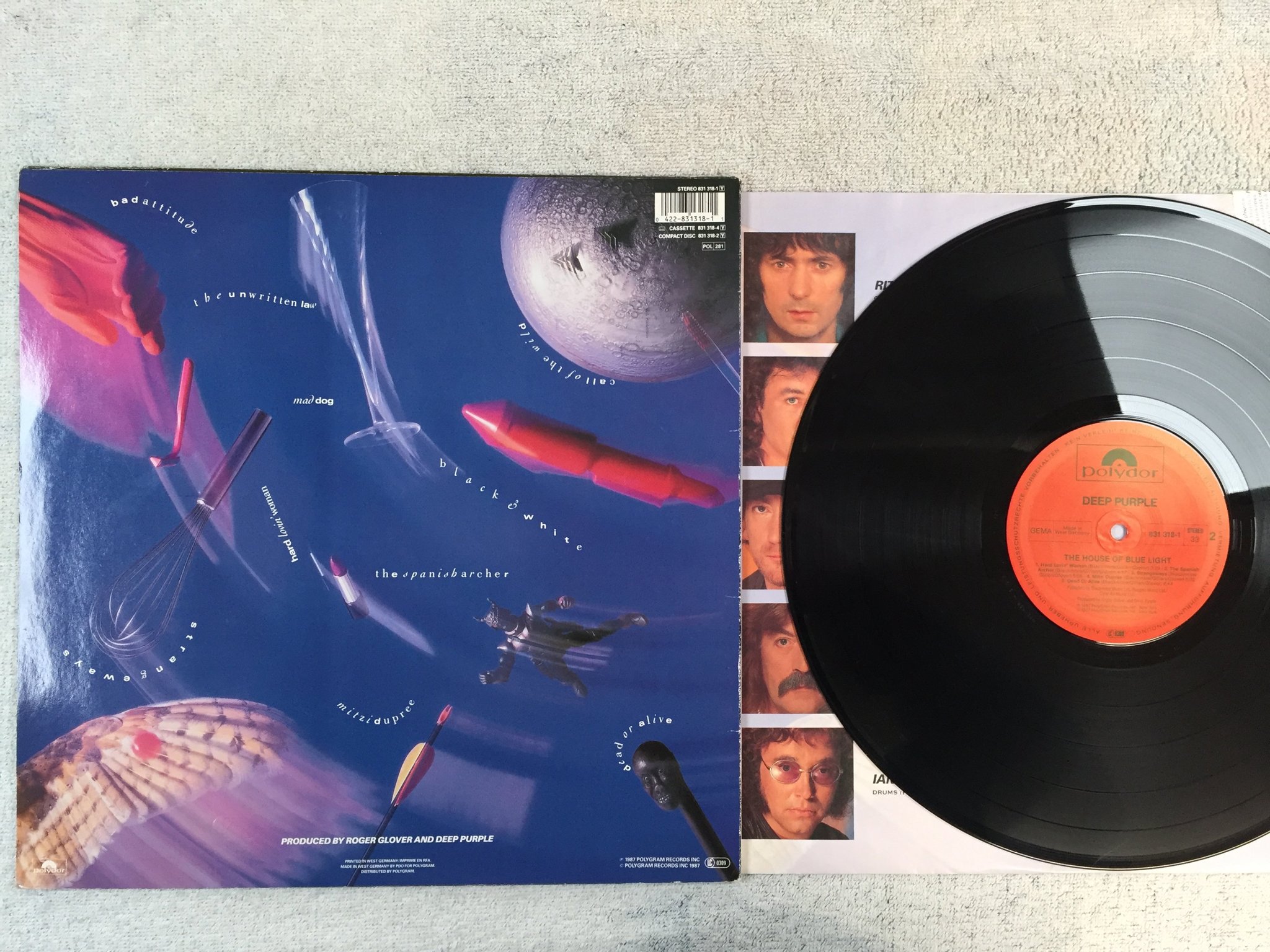 Omslagsbild för skivan DEEP PURPLE the house of blue light LP -87 Ger POLYDOR 831318-1