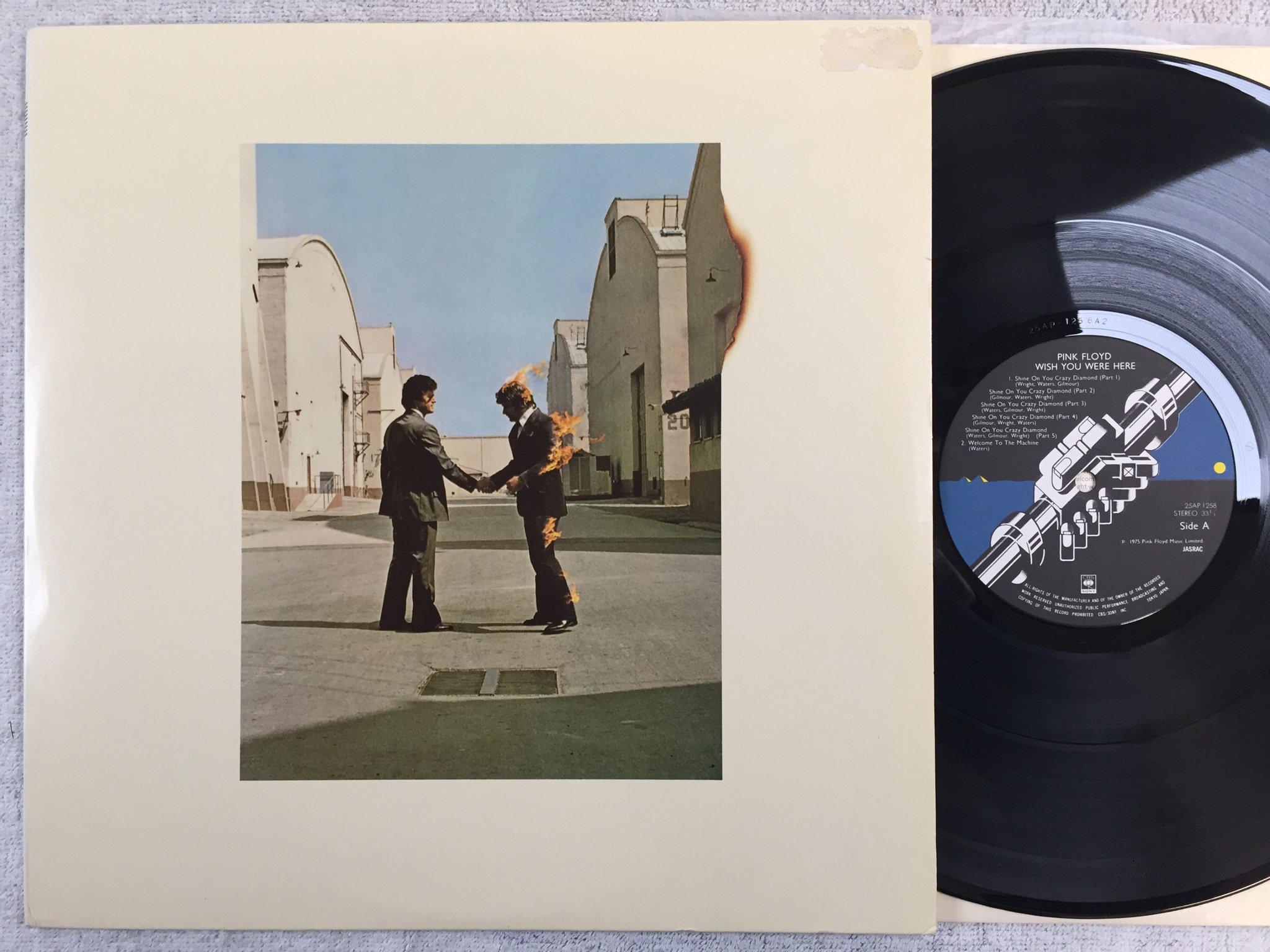 Omslagsbild för skivan PINK FLOYD wish you were here LP Japan CBS / SONY 25AP 1258 mega rare!!!