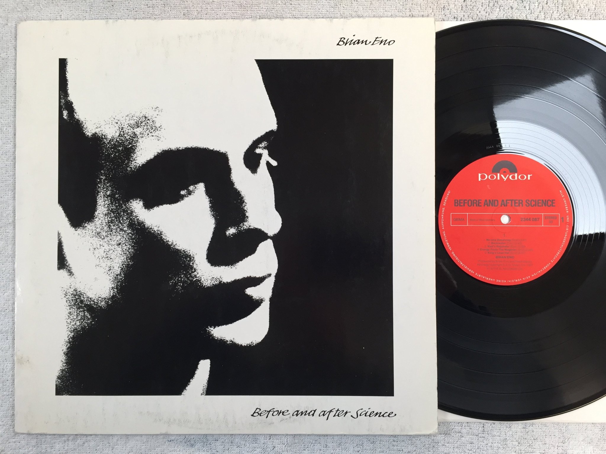 Omslagsbild för skivan BRIAN ENO before and after science LP -77 Ger POLYDOR 2344 087 + four artprints