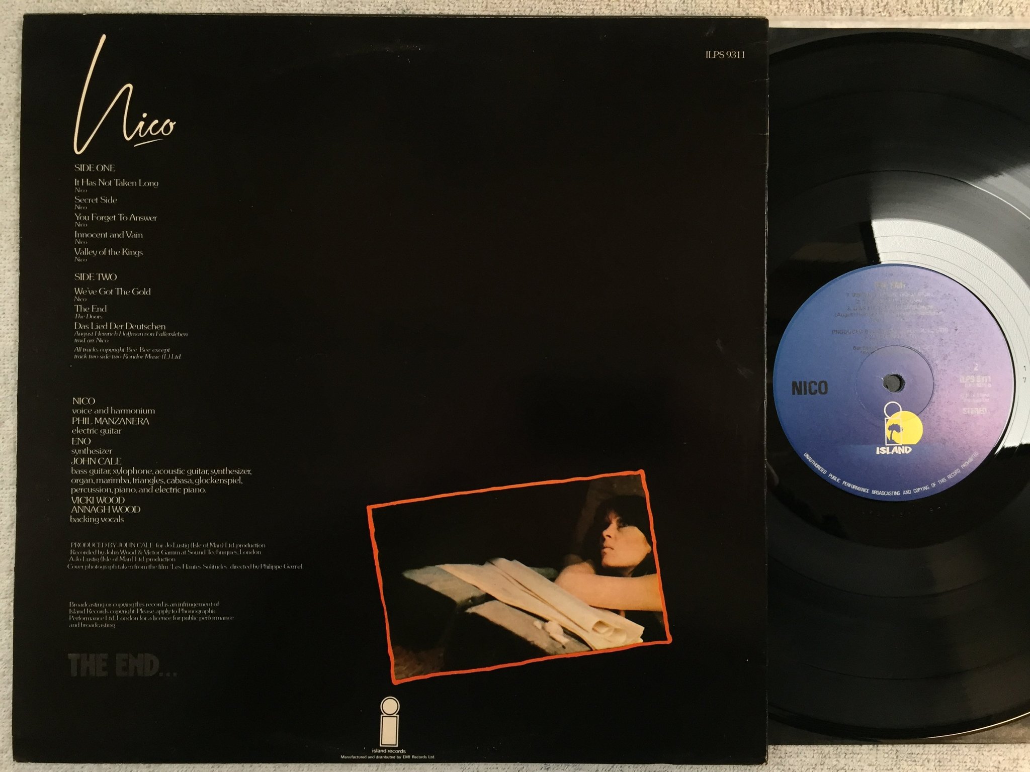 Omslagsbild för skivan NICO the end LP -74 UK ISLAND ILPS 9311 