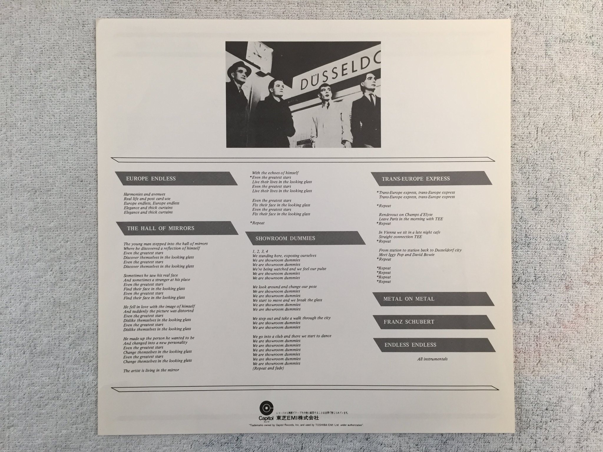 Omslagsbild för skivan KRAFTWERK trans-europe express LP -77 Japan CAPITOL ECS 80833 rare ! ! ! 