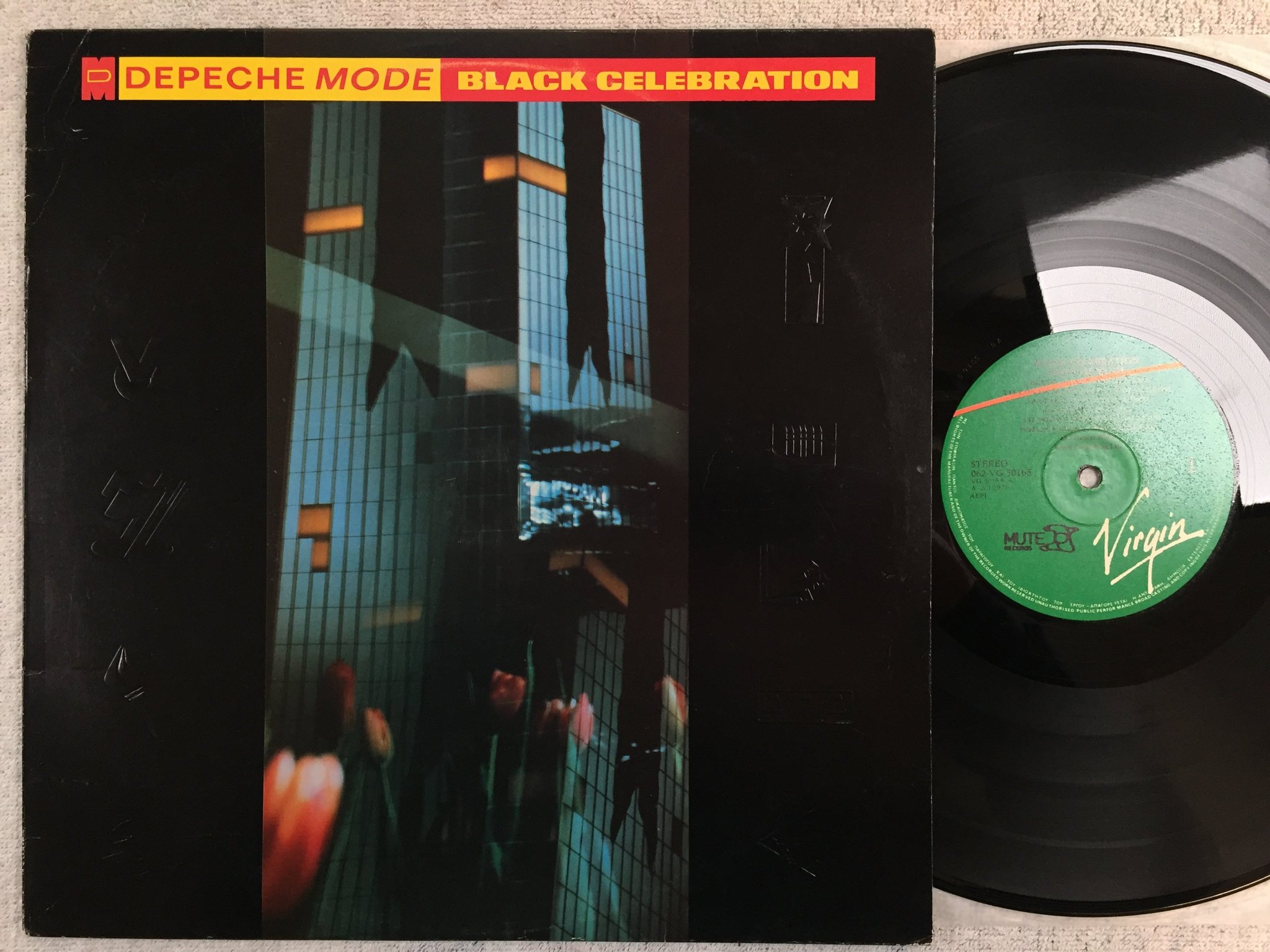 Omslagsbild för skivan DEPECHE MODE black celebration LP Greece MUTE  062-VG 50165