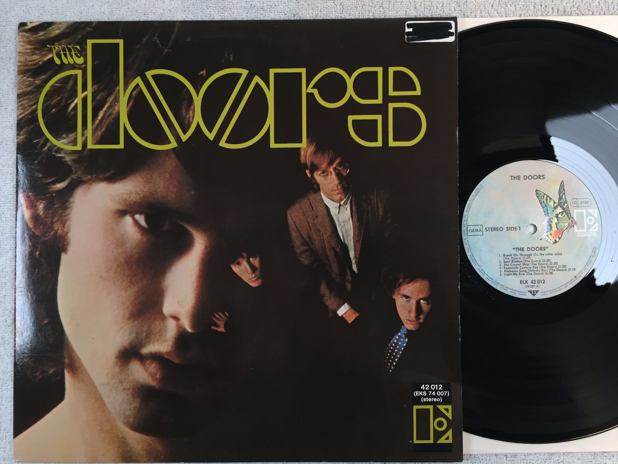 Omslagsbild för skivan THE DOORS s/t LP re Ger ELEKTRA ELK 42012